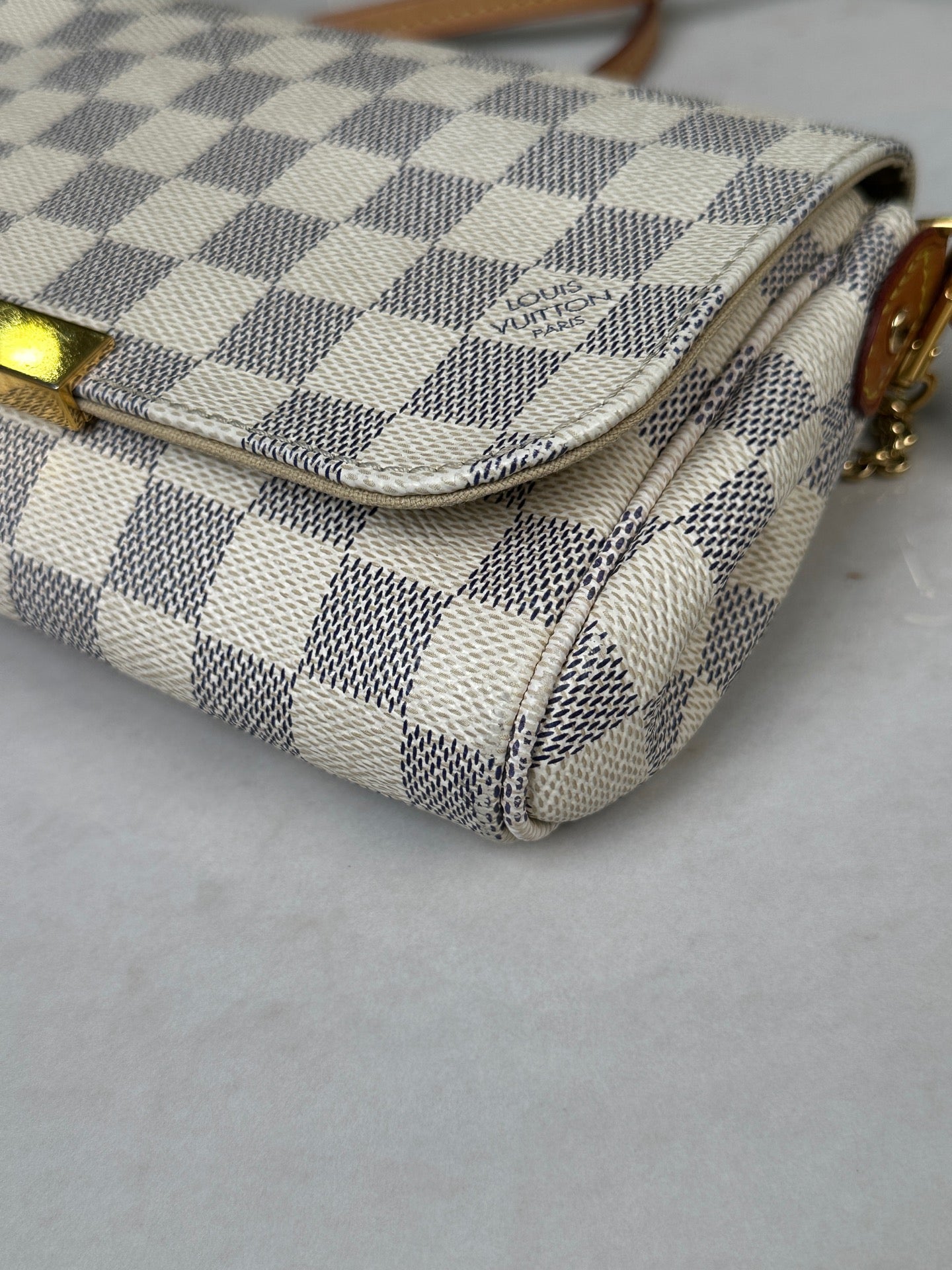 Louis Vuitton - Favorite PM - Coated canvas - White - (Small)