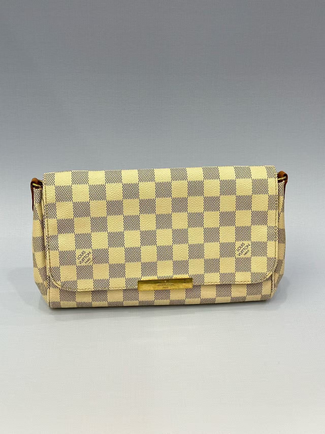 Louis Vuitton - Favorite PM - Damier Azur coated canvas with natural cowhide leather trim - White - (small)