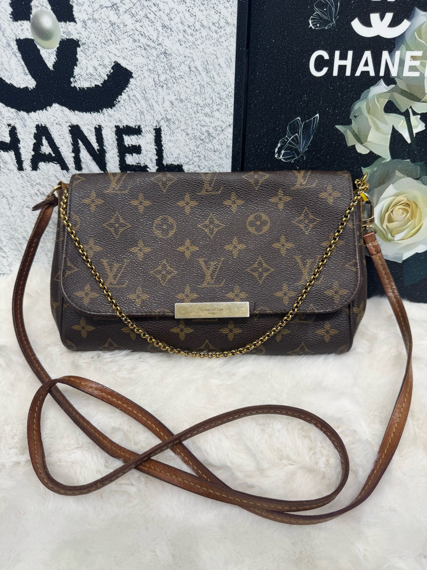 Louis Vuitton - Favorite PM - Leather - Brown - (mini)