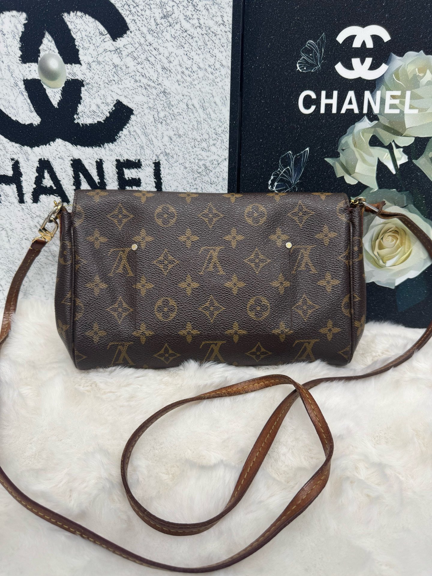 Louis Vuitton - Favorite PM - Leather - Brown - (mini)