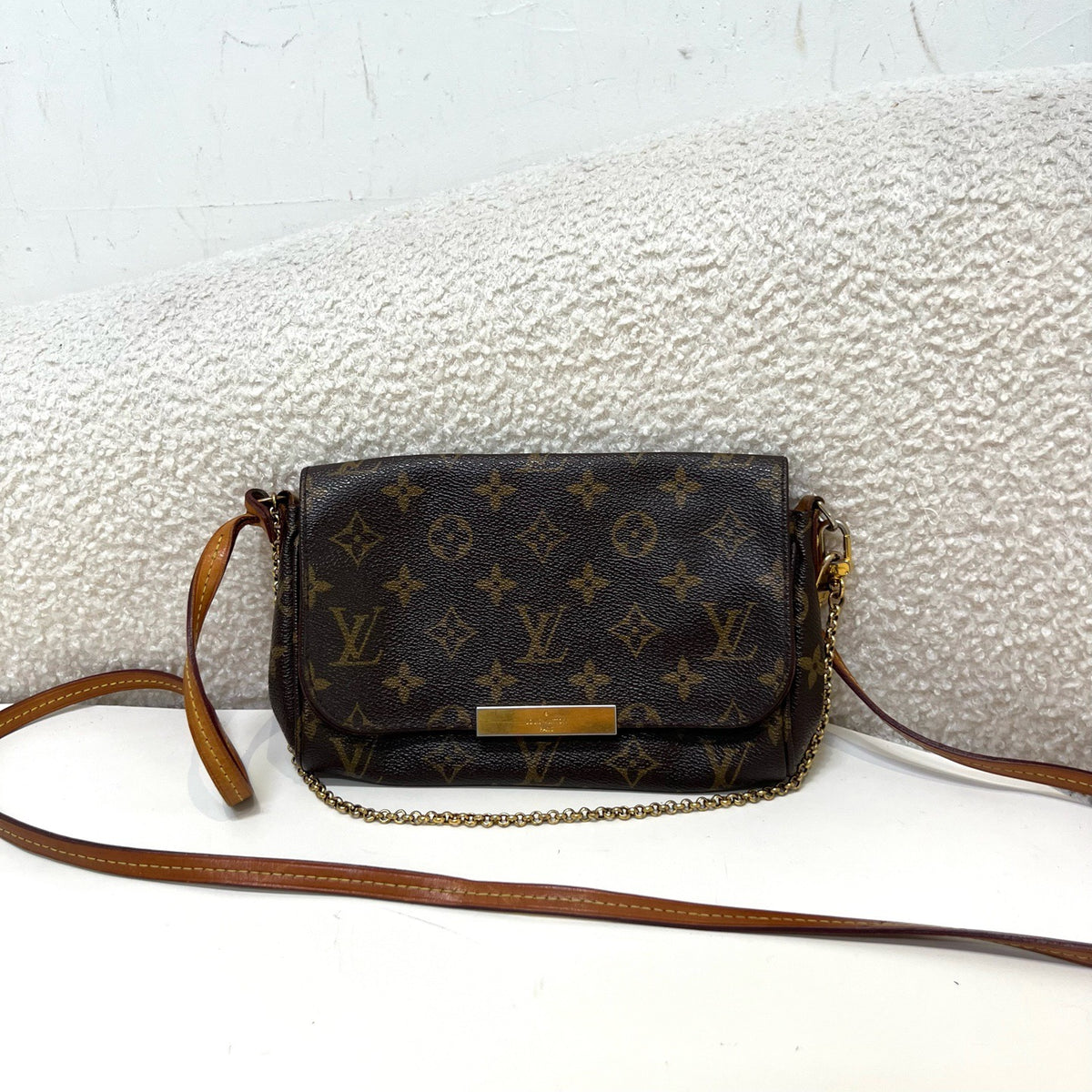 Louis Vuitton - Favorite Small - Leather - Black - (small)