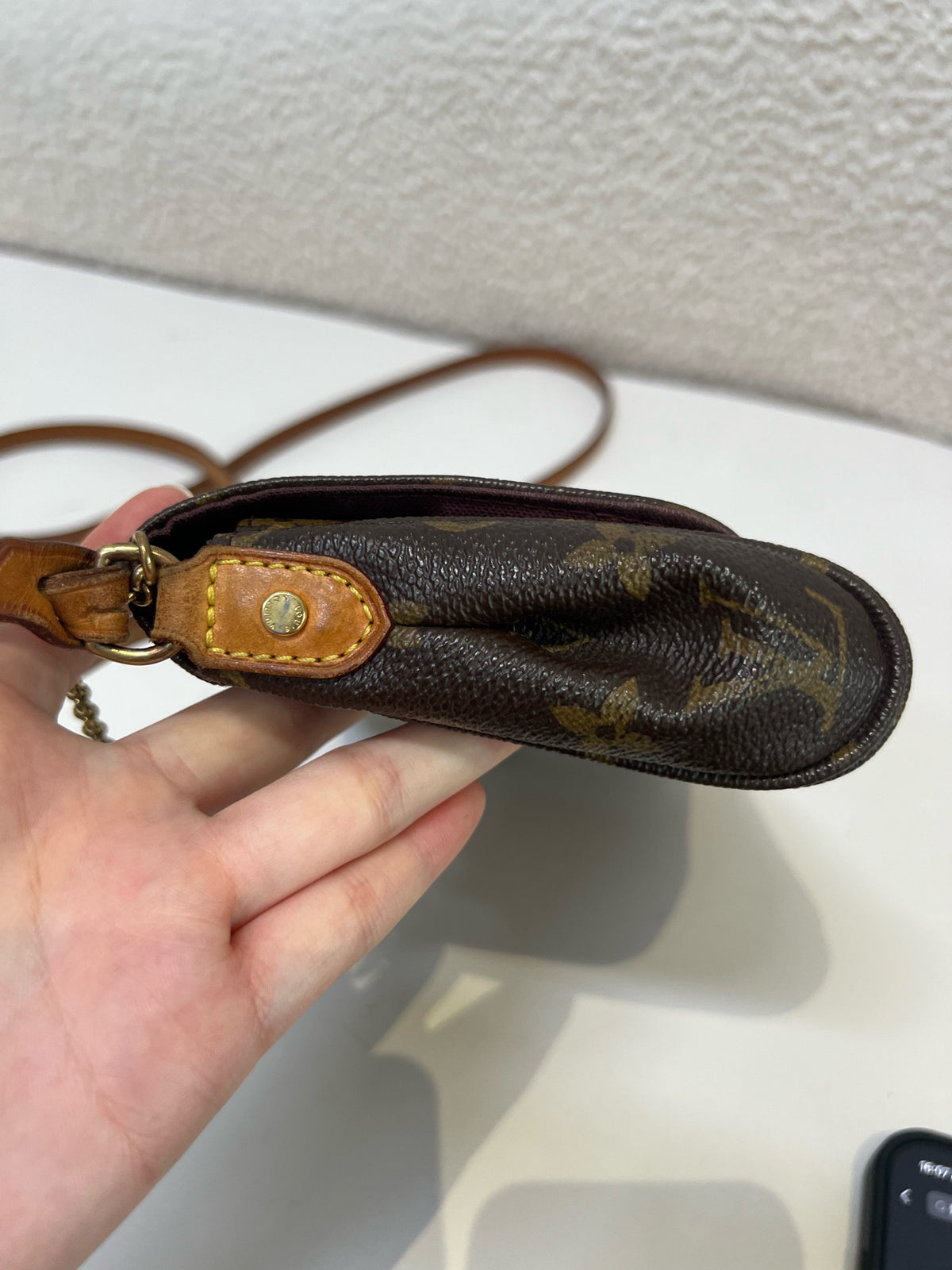 Louis Vuitton - Favorite Small - Leather - Black - (small)