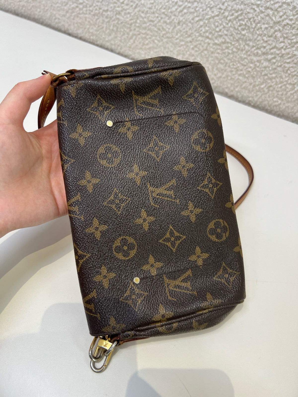 Louis Vuitton - Favorite Small - Leather - Black - (small)