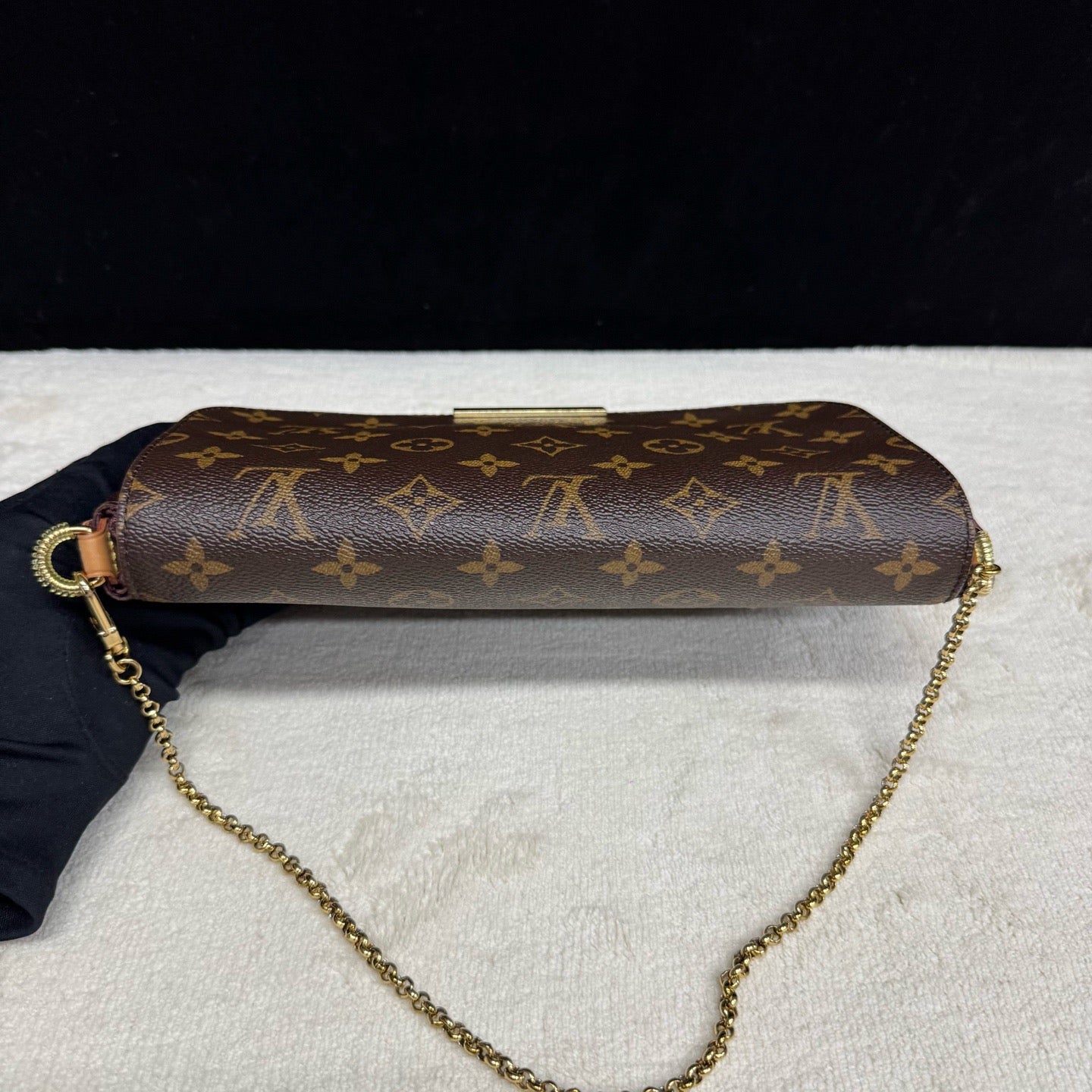 Louis Vuitton - Favorite - Synthetic - Brown - (Medium)