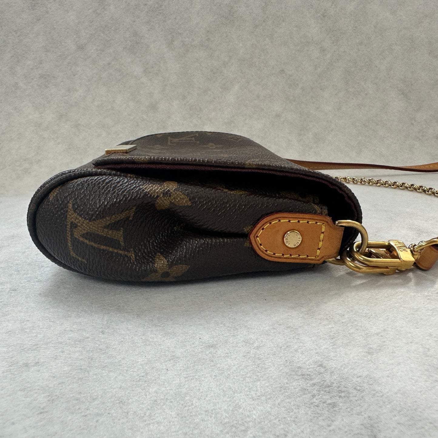 Louis Vuitton - Favorite - Synthetic - Brown - (small)