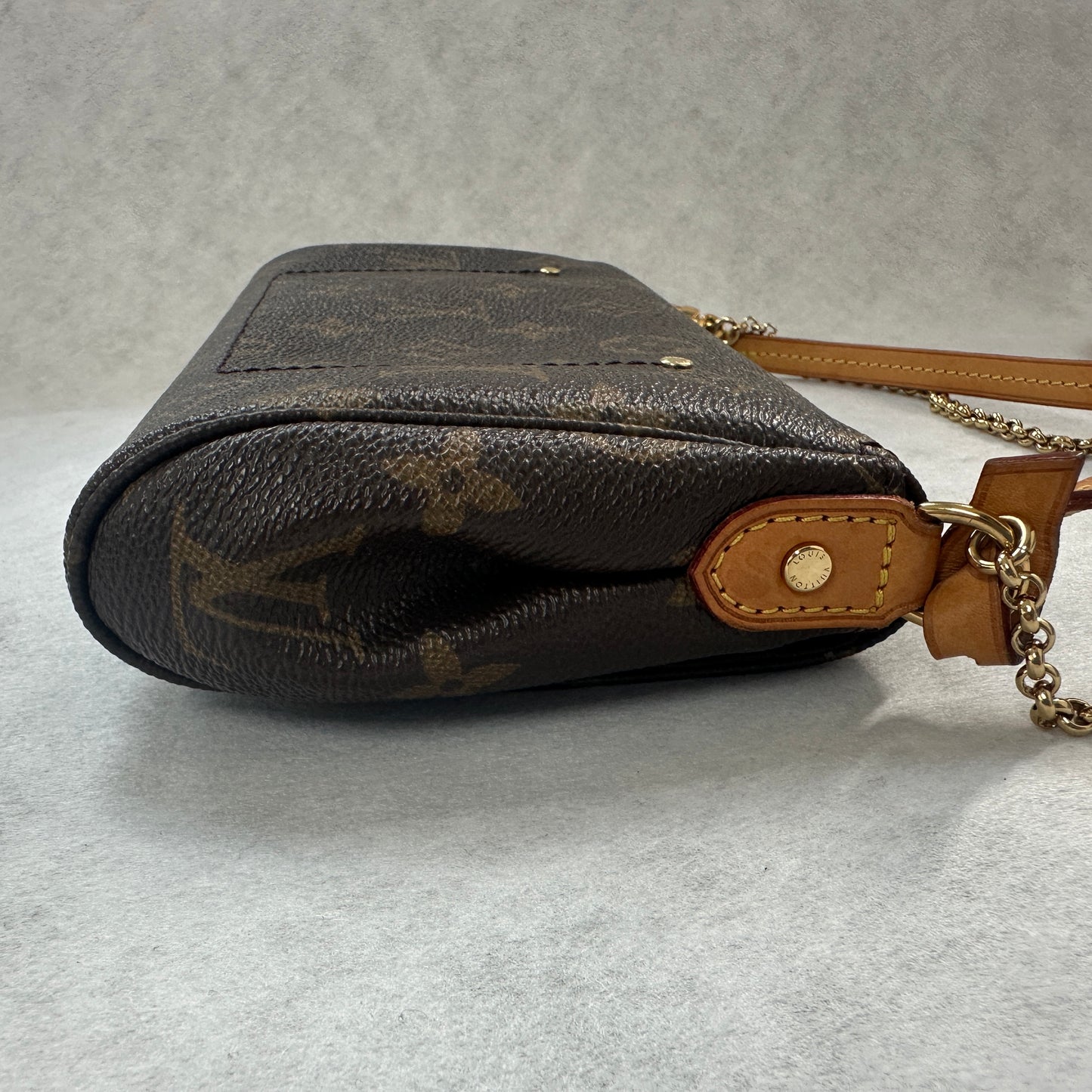 Louis Vuitton - Favorite - Synthetic - Brown - (small)