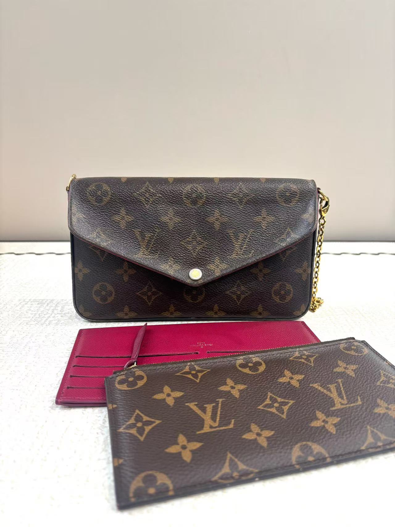 Louis Vuitton - Felicie Pochette - Monogram Coated Canvas with Cowhide Leather trim - Brown - (mini)