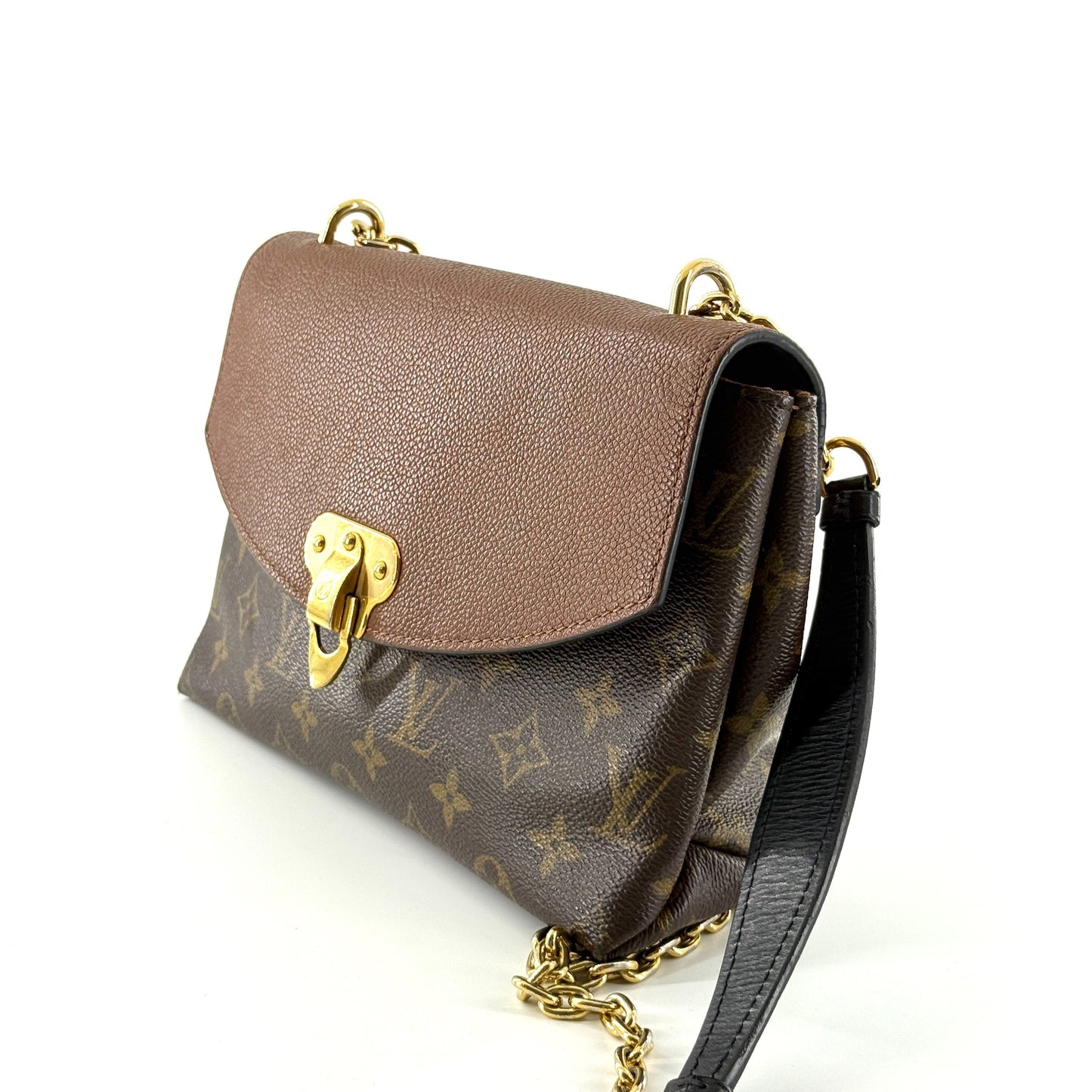 Louis Vuitton - Flap Bag - Monogram coated canvas with grained leather trim - Brown with Caramel accents - (Small)