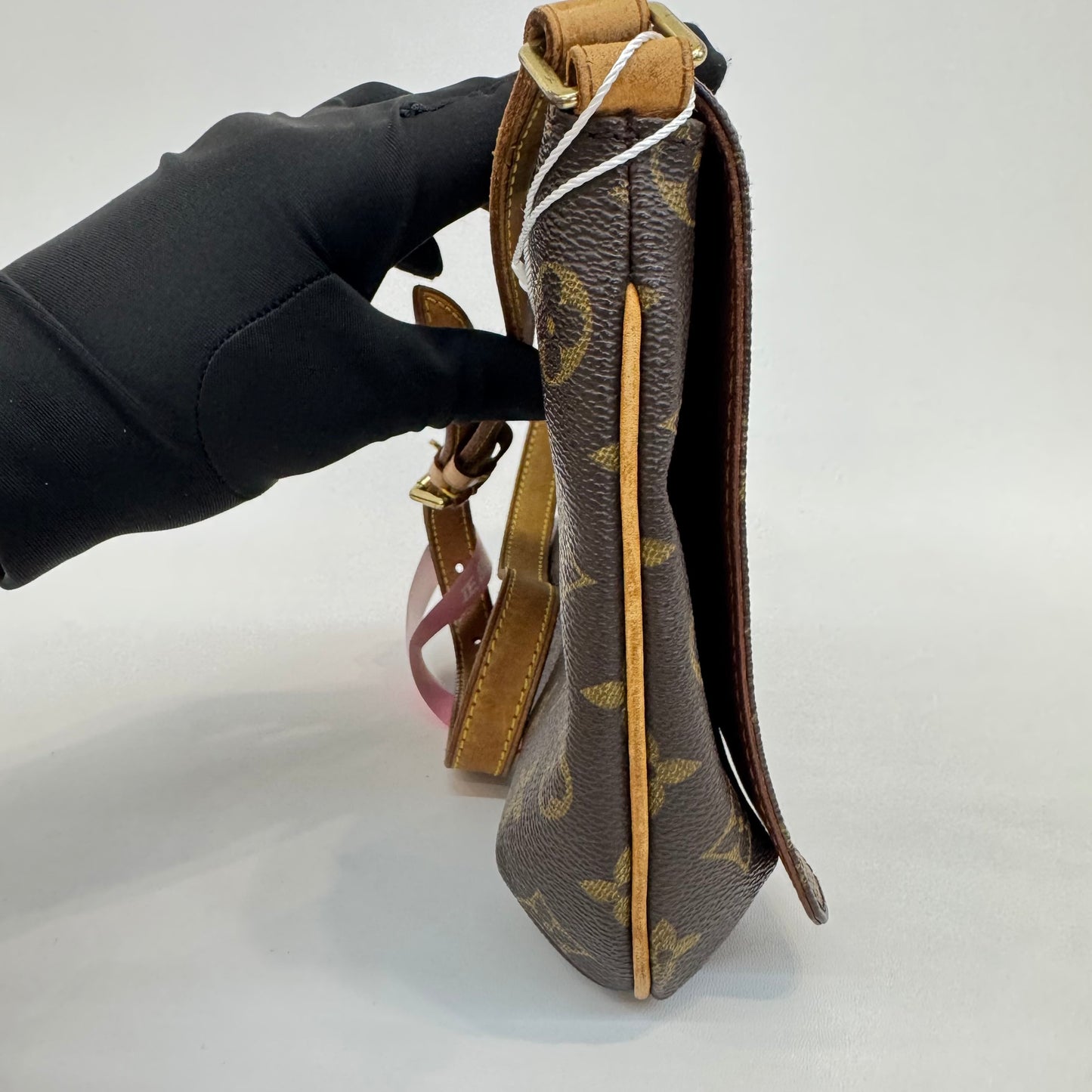 Louis Vuitton - Flap Shoulder Bag - Monogram coated canvas with vachetta leather trim - Brown - (small)