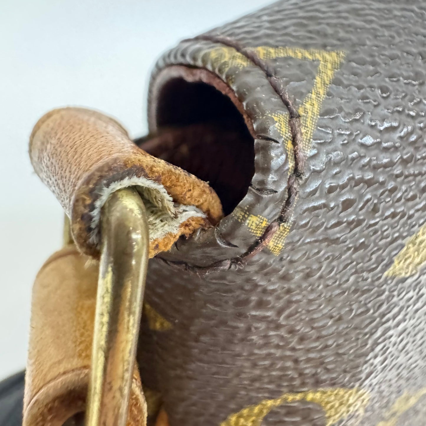Louis Vuitton - Flap Shoulder Bag - Monogram coated canvas with vachetta leather trim - Brown - (small)