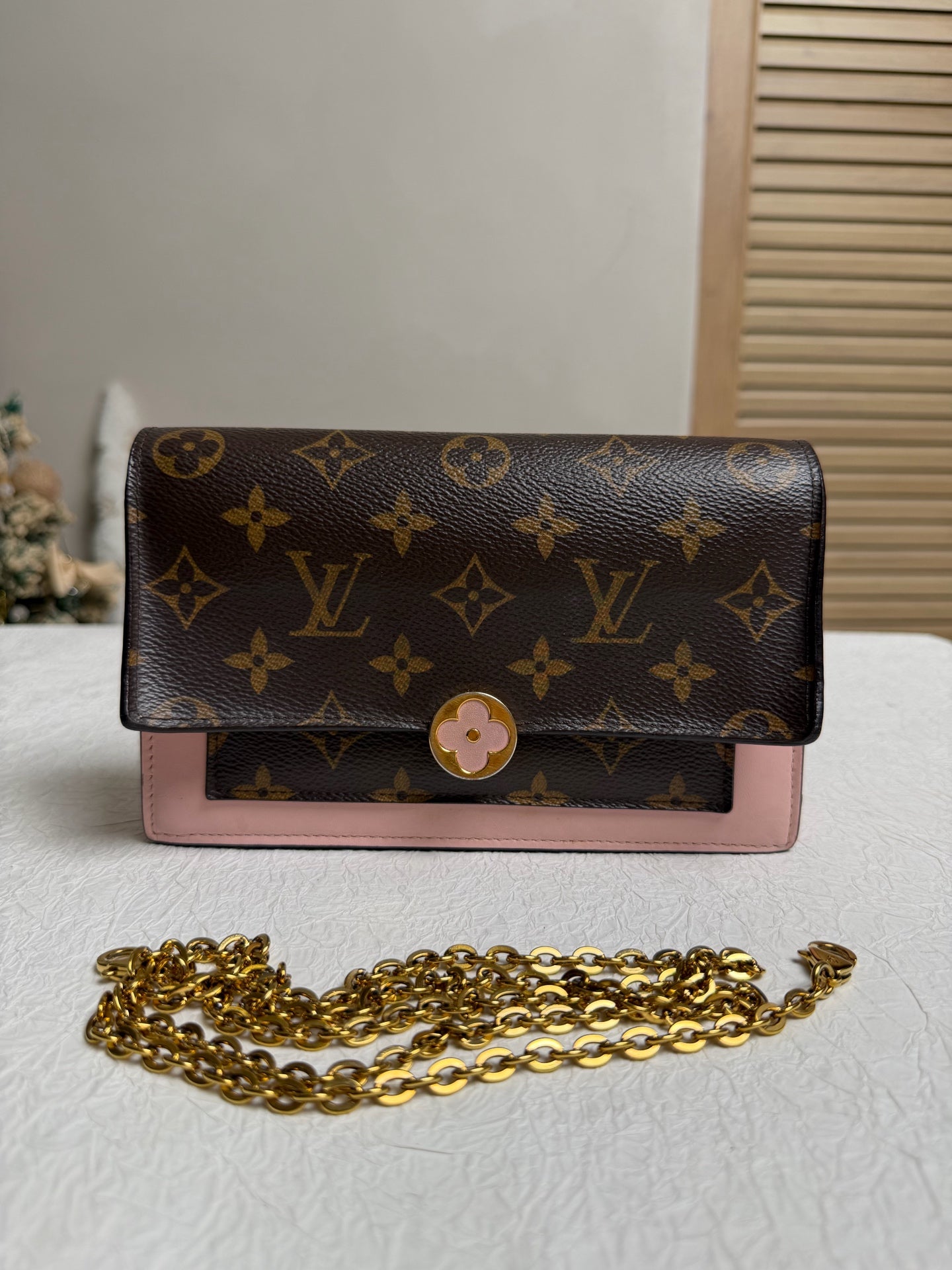 Louis Vuitton - Flore WOC - Leather - Pink - (mini)