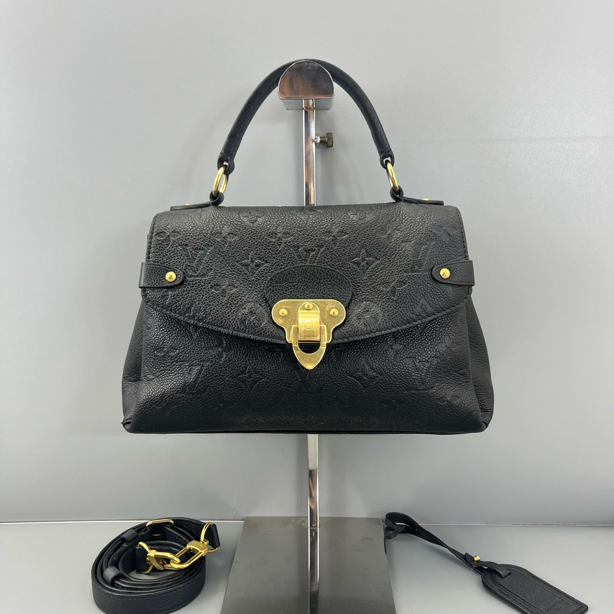 Louis Vuitton - George - Leather - Black - (small)