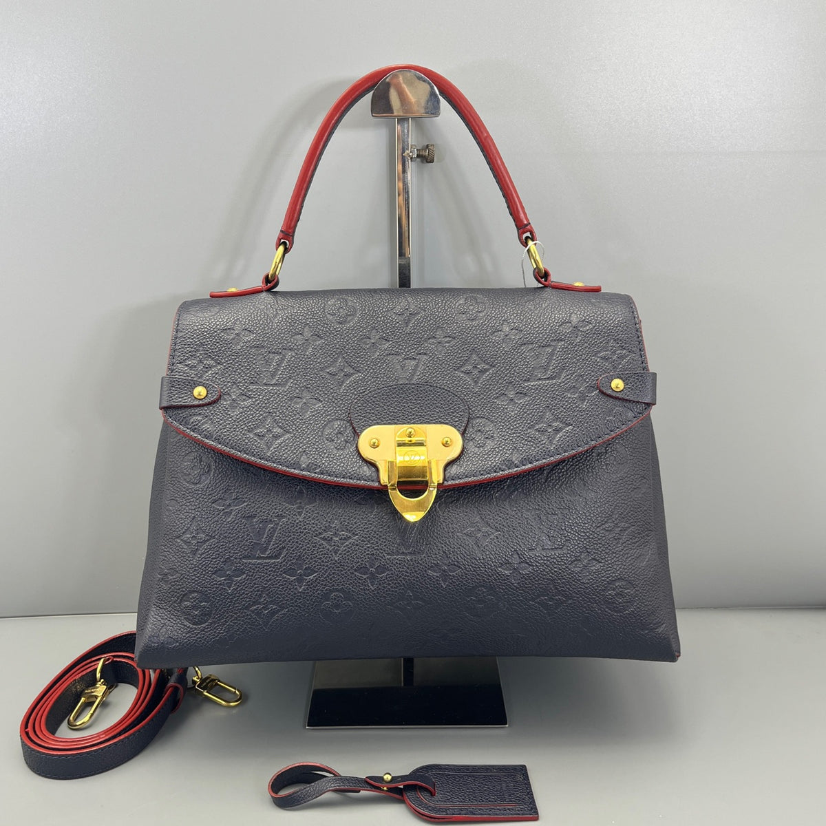 Louis Vuitton - George - Leather - Blue - (medium)