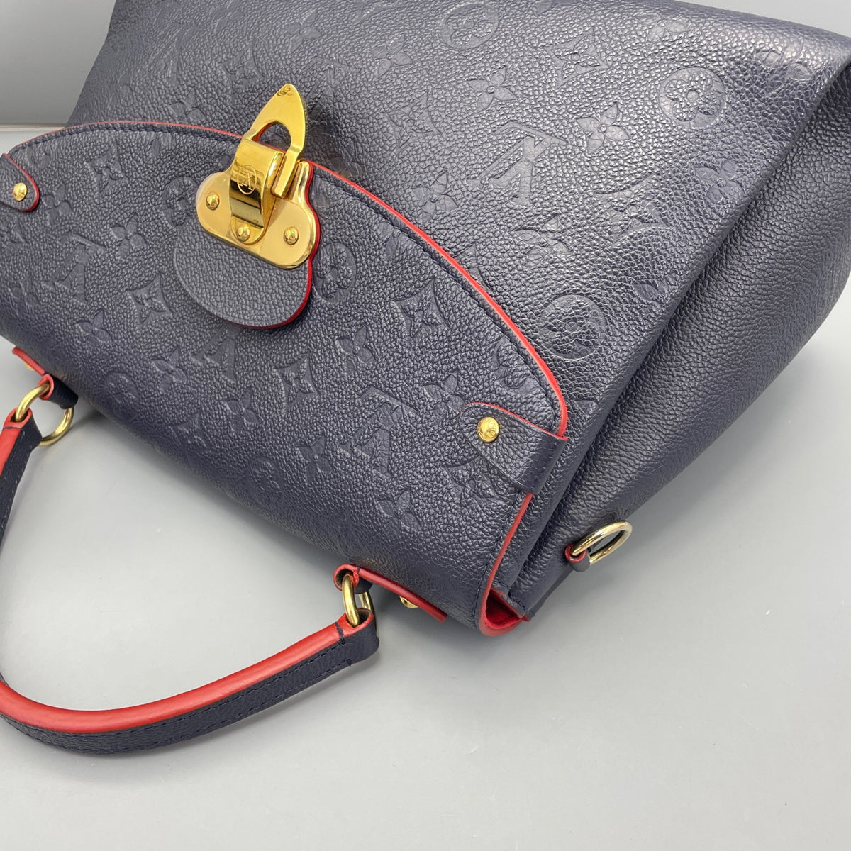 Louis Vuitton - George - Leather - Blue - (medium)