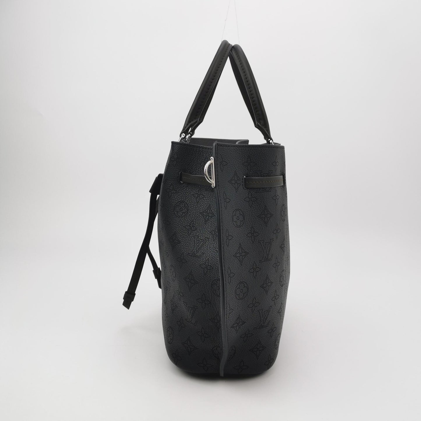 Louis Vuitton - Girolata - Leather - Black