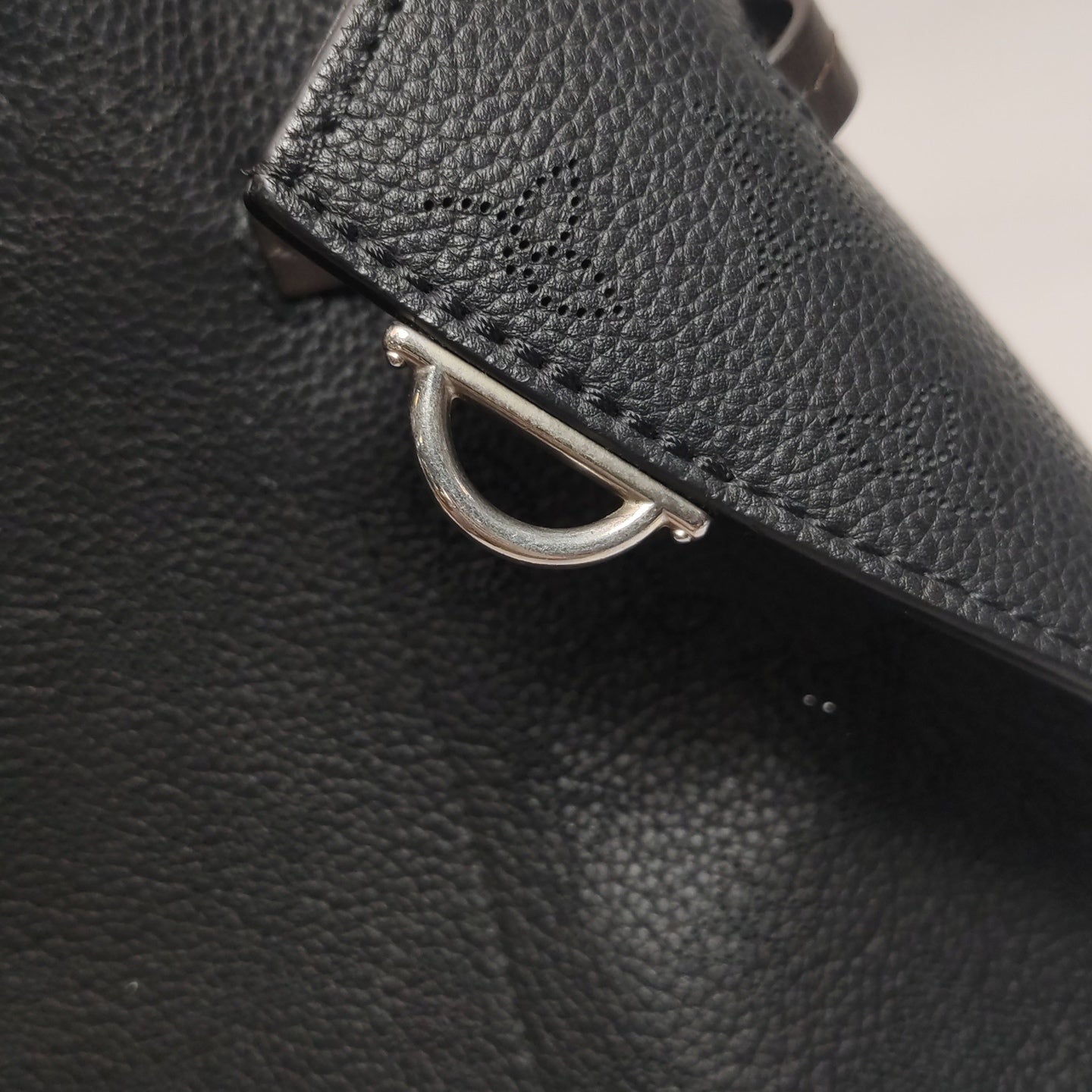 Louis Vuitton - Girolata - Leather - Black - (large)