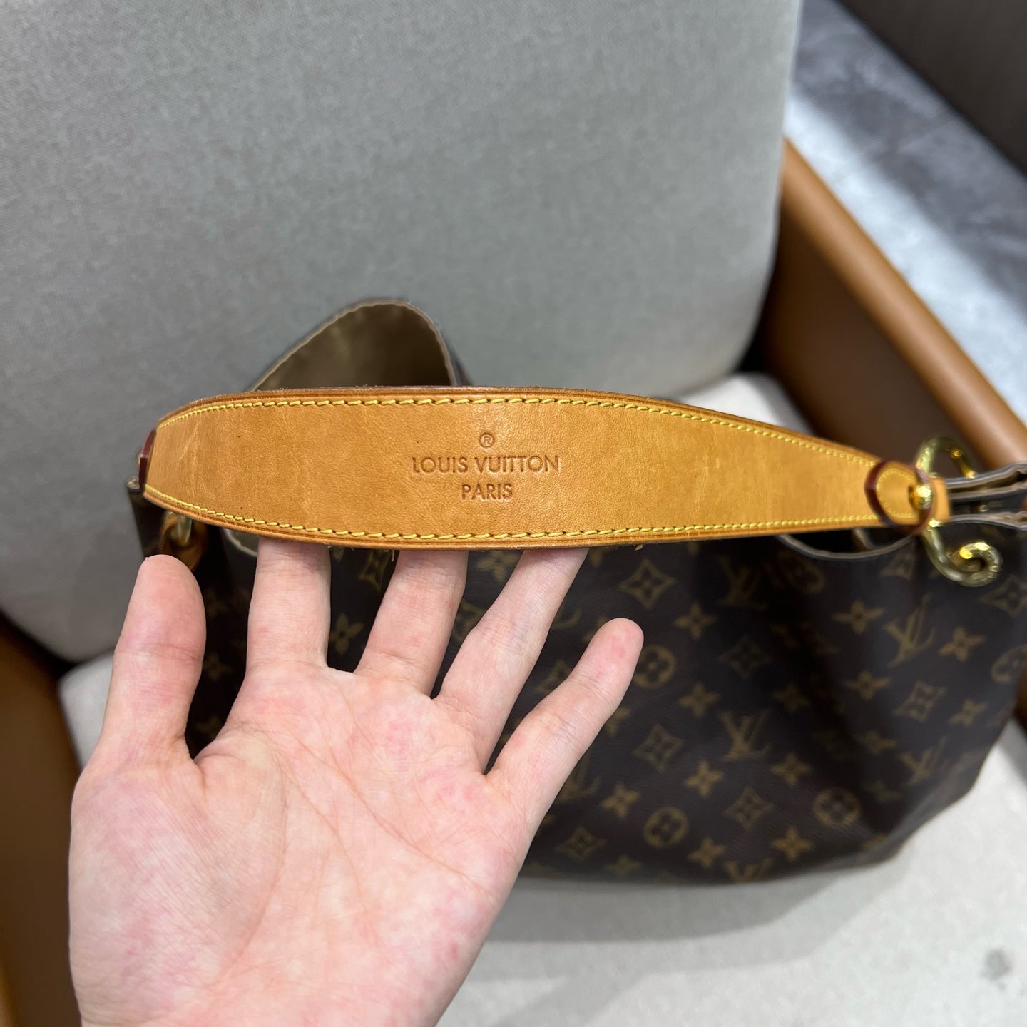 Louis Vuitton - Graceful - Leather - Brown - (small)