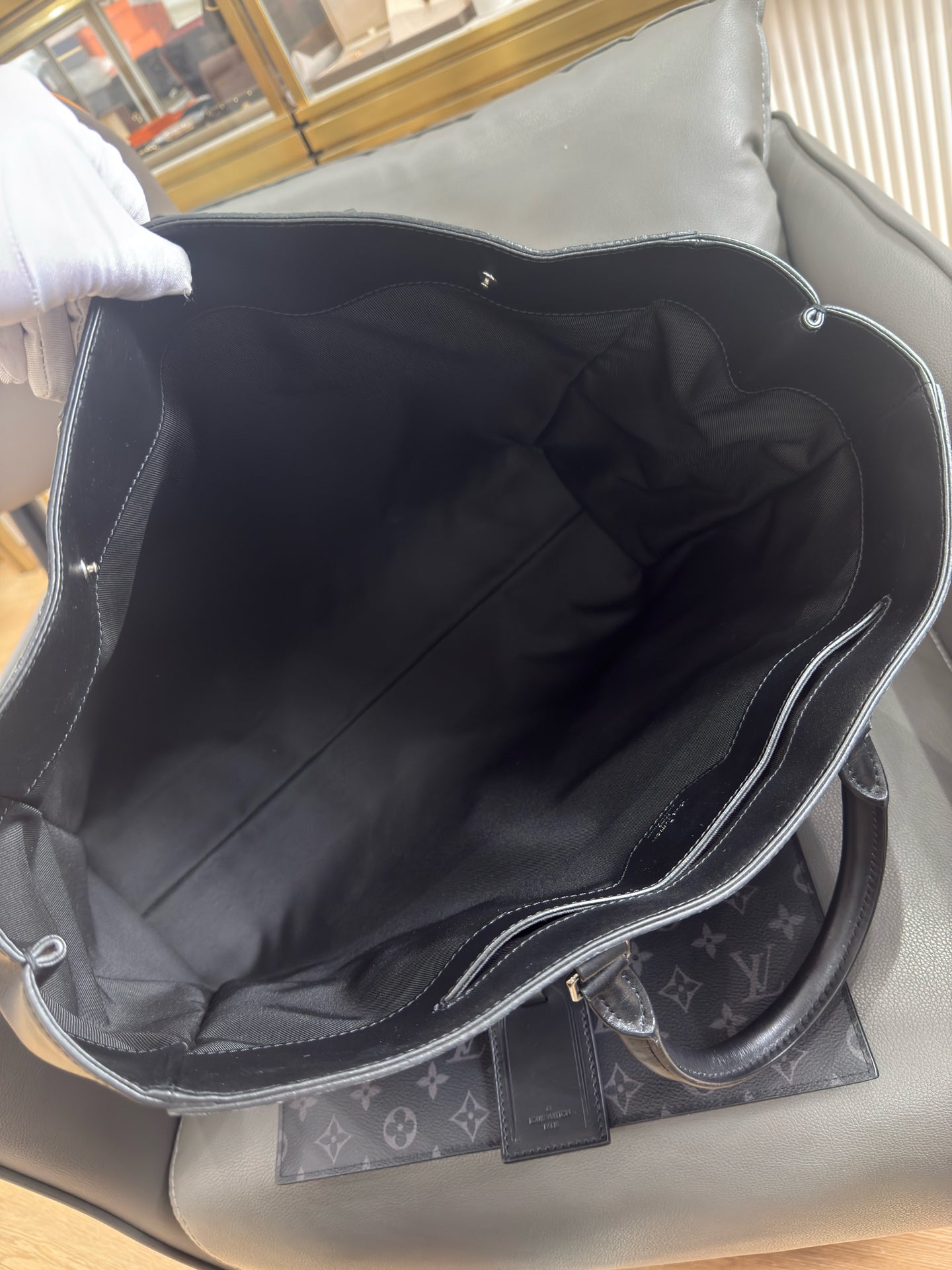 Louis Vuitton - Grand Sac - Leather - Black - (large)