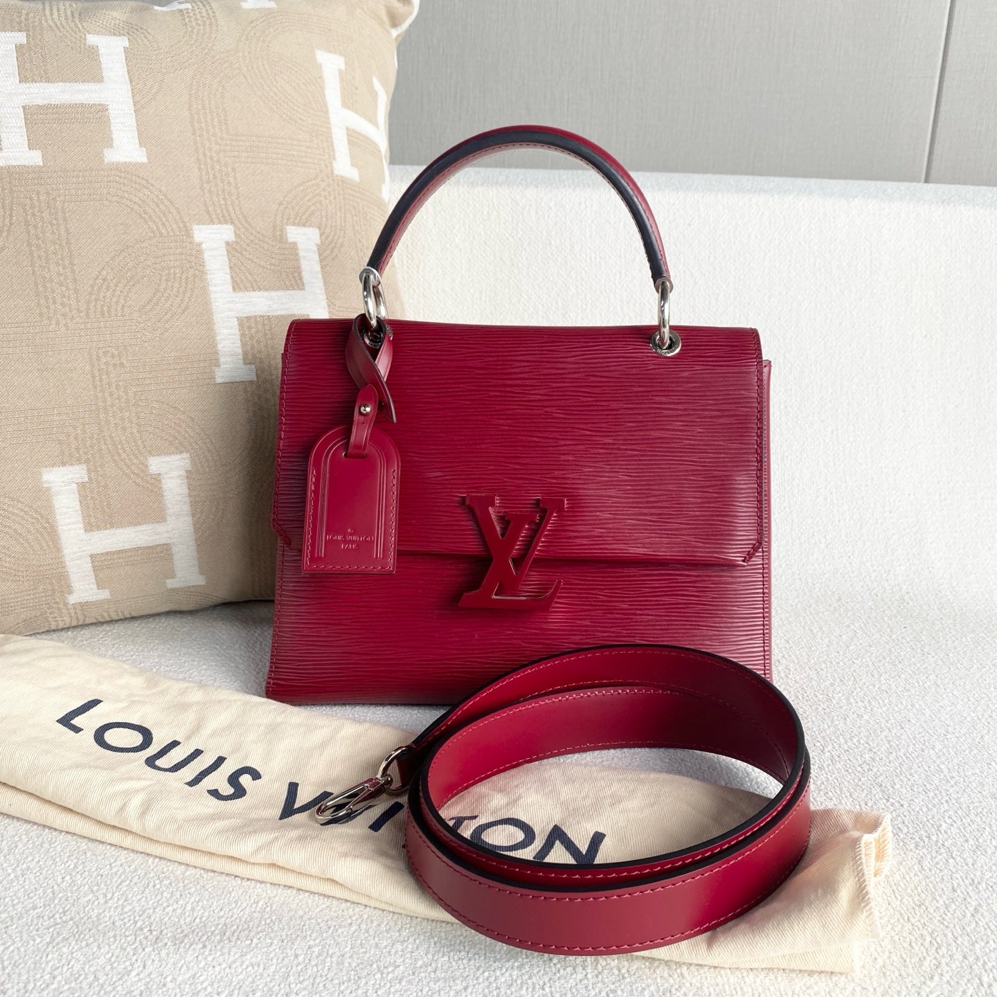 Louis Vuitton - Grenelle - Leather - Red - (small)