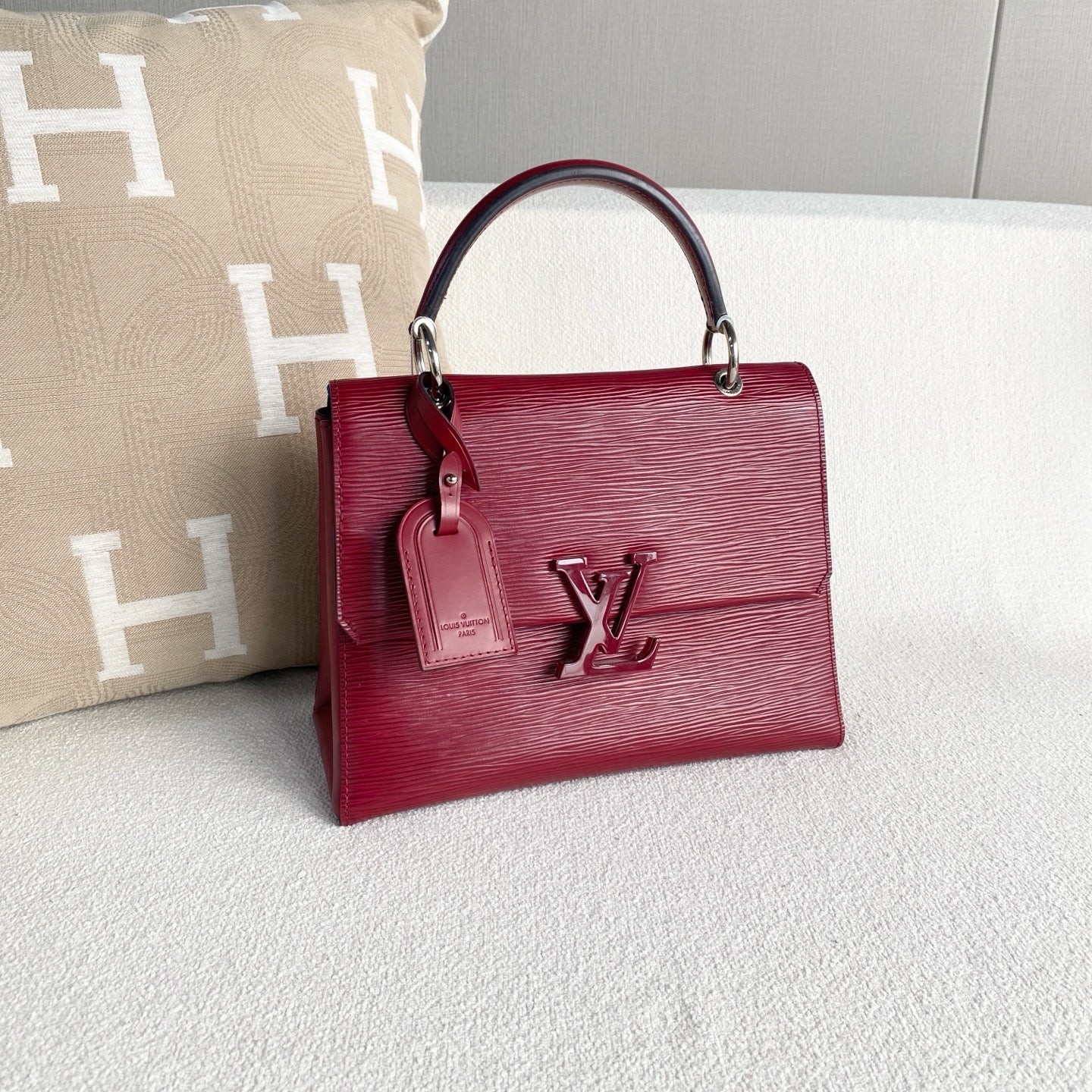 Louis Vuitton - Grenelle - Leather - Red - (small)