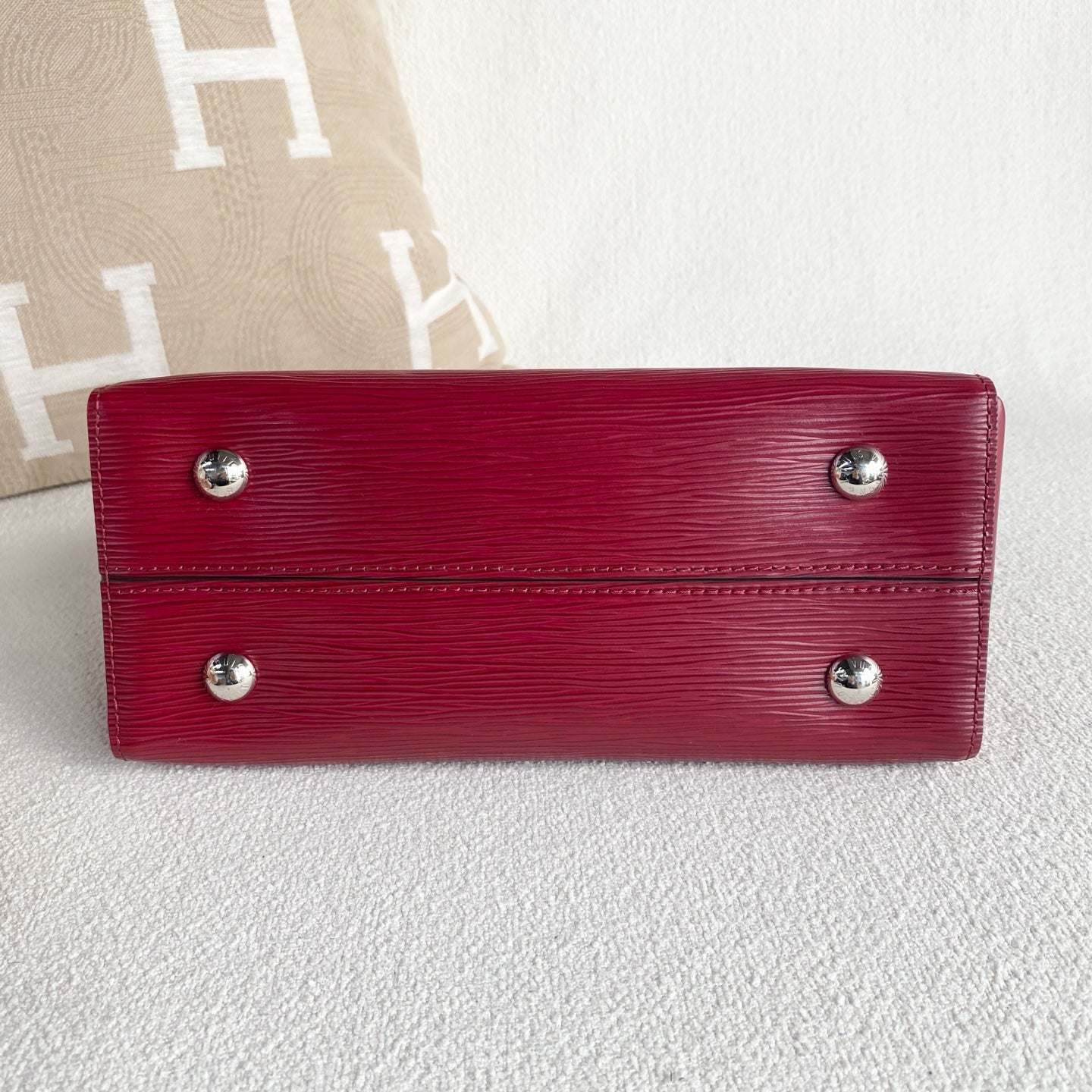 Louis Vuitton - Grenelle - Leather - Red - (small)