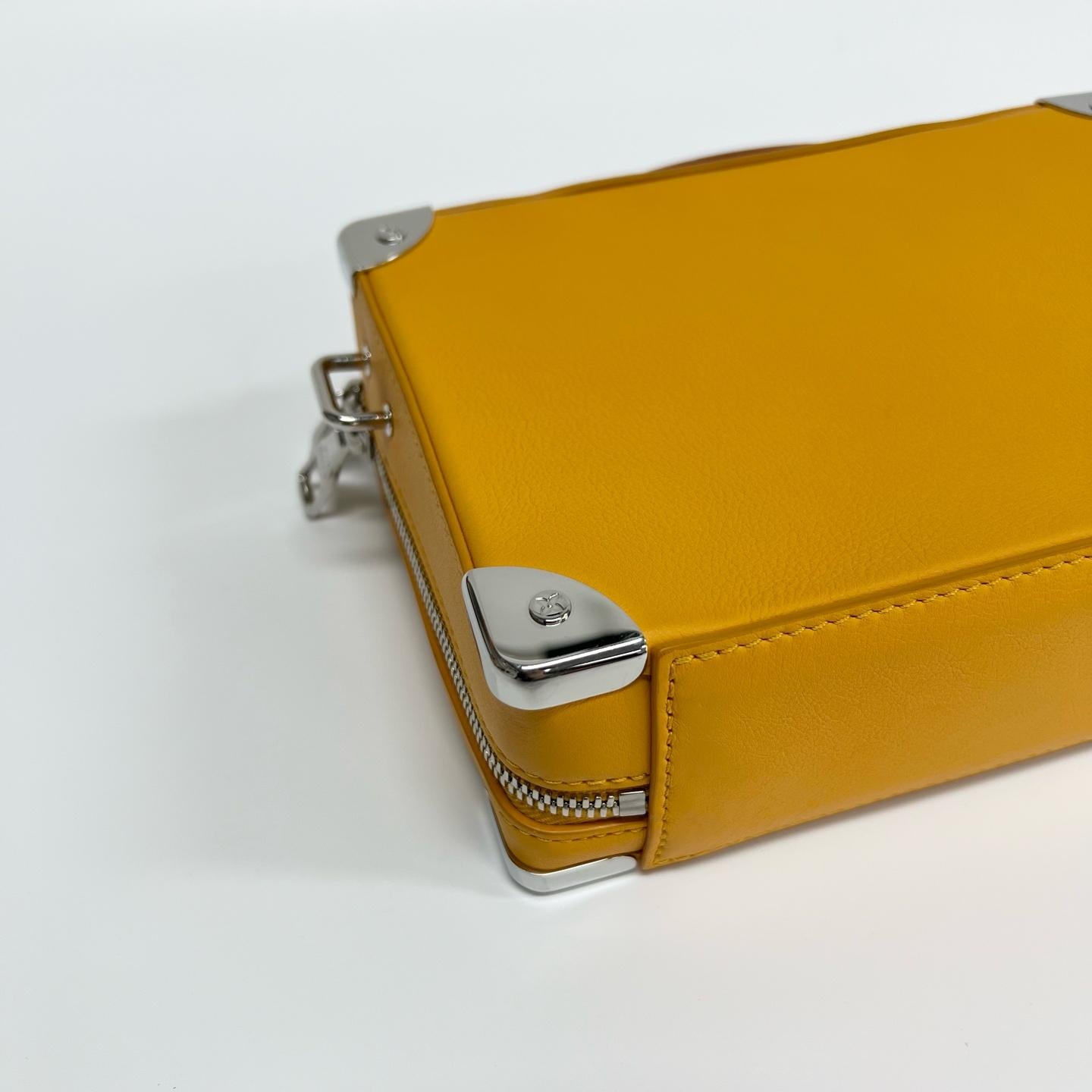 Louis Vuitton - Handle Soft Trunk - Leather - Yellow - (mini)