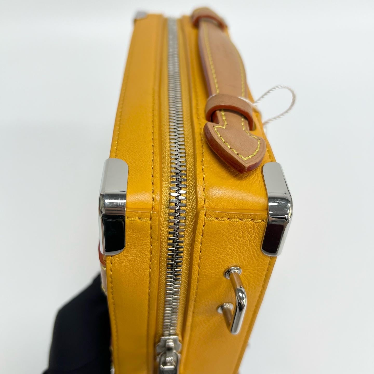 Louis Vuitton - Handle Soft Trunk - Leather - Yellow - (mini)
