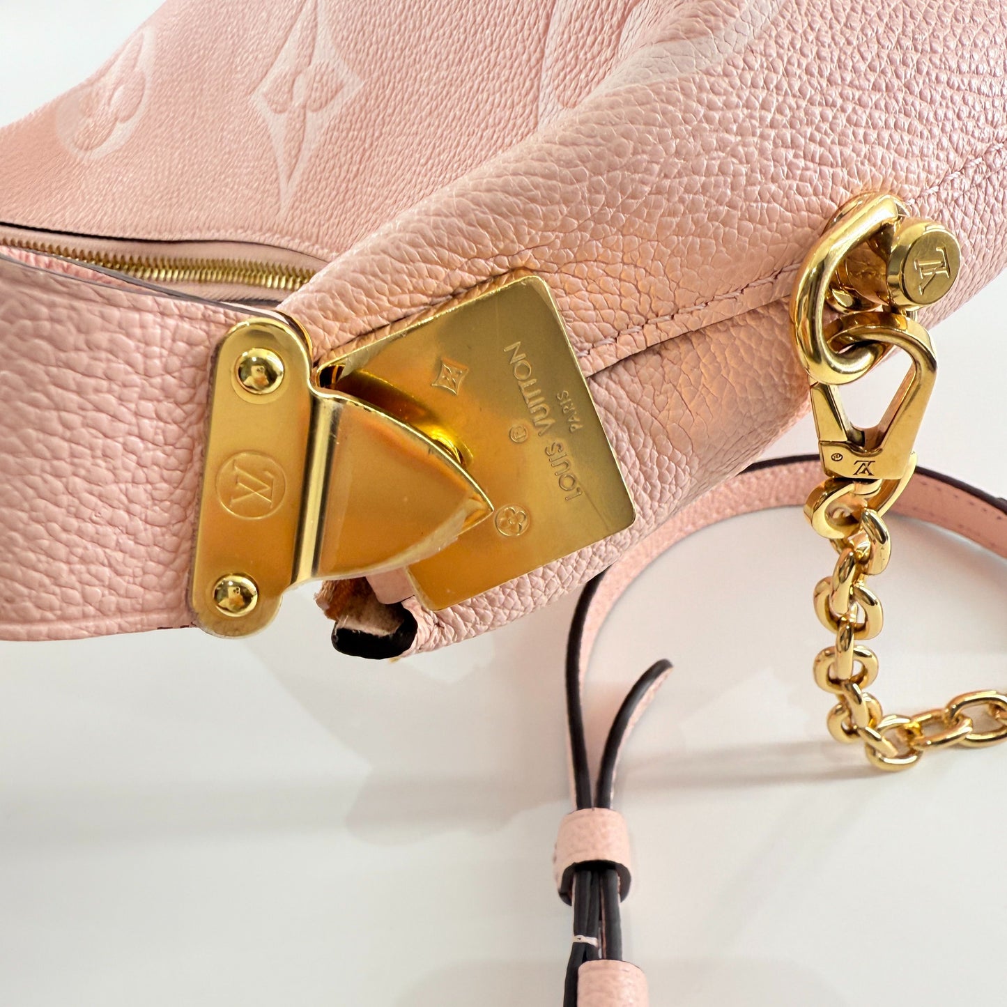 Louis Vuitton - Hobo Marshmallow - Full-grain calfskin leather - Pink - (mini)