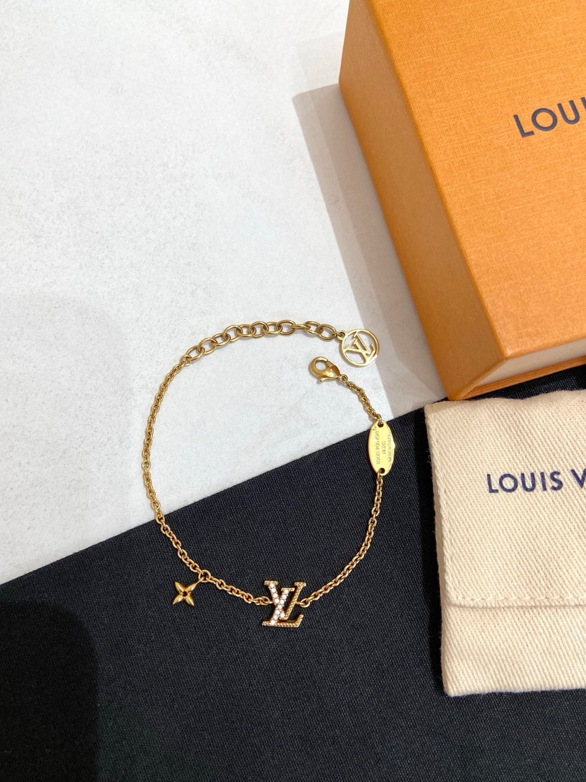 Louis Vuitton - Iconic - Crystal - Gold