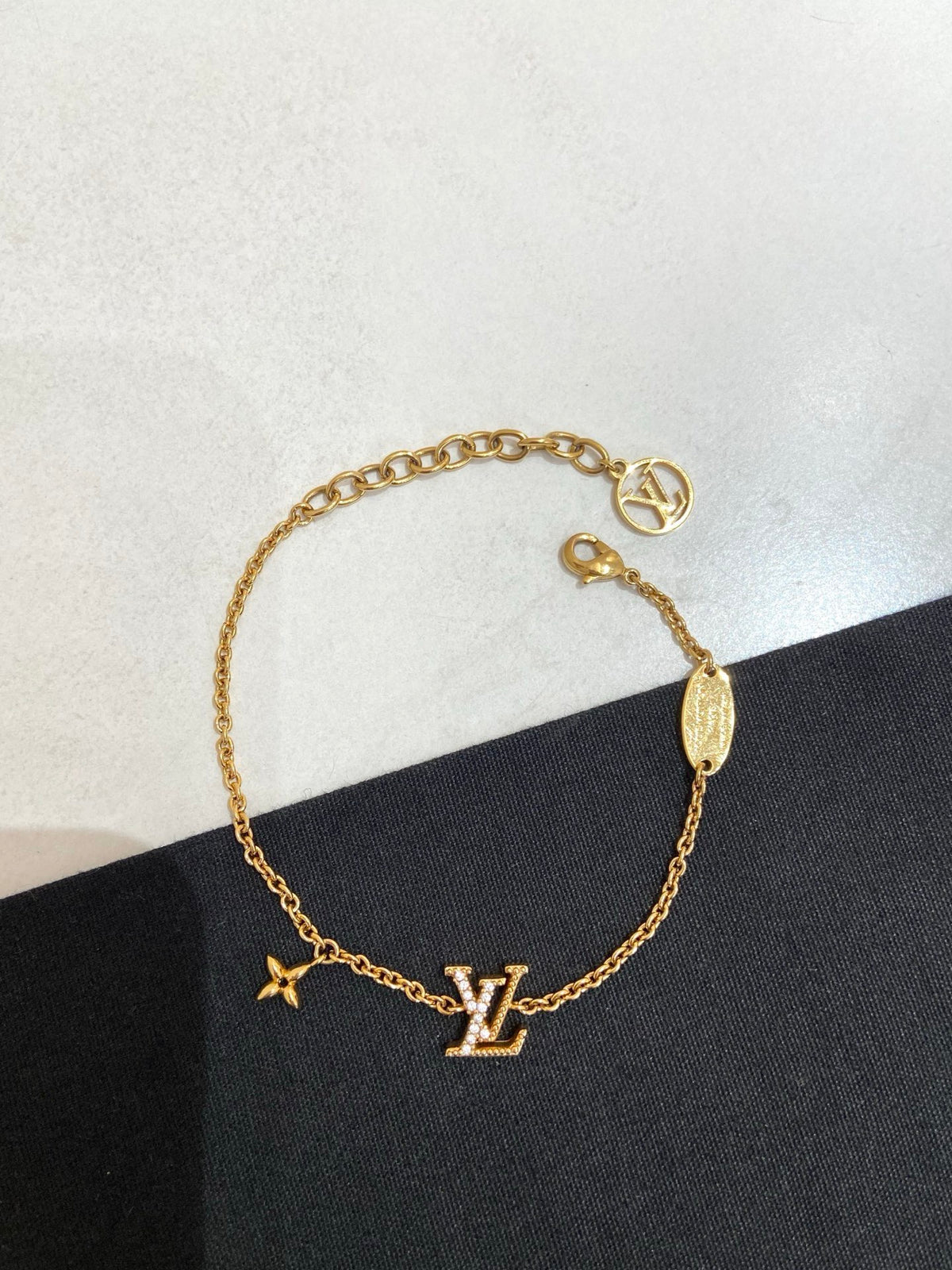 Louis Vuitton - Iconic - Crystal - Gold