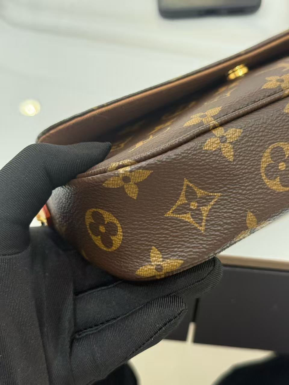 Louis Vuitton - Ivy Bag - Monogram coated canvas with Vachetta leather trim - Brown with gold-tone hardware - (mini)