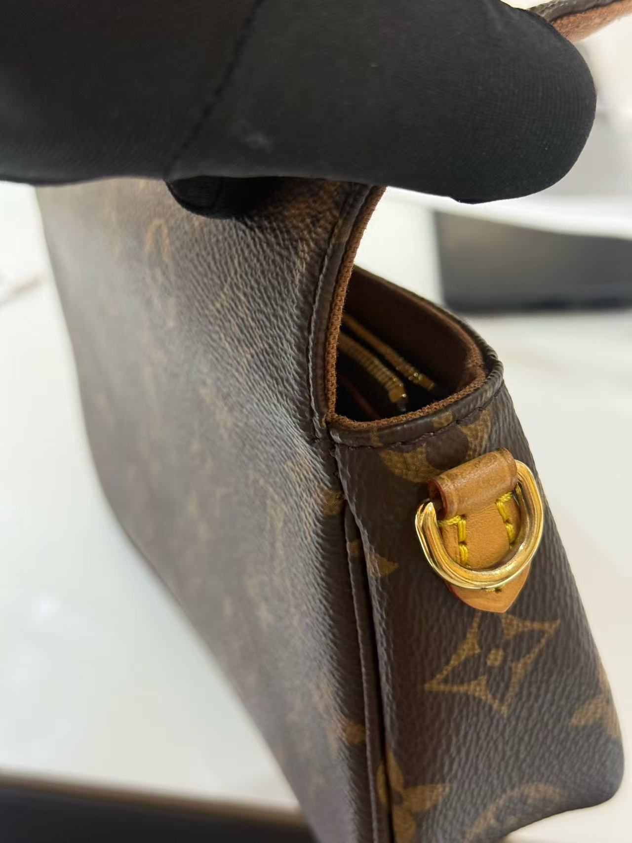 Louis Vuitton - Ivy Bag - Monogram coated canvas with Vachetta leather trim - Brown with gold-tone hardware - (mini)