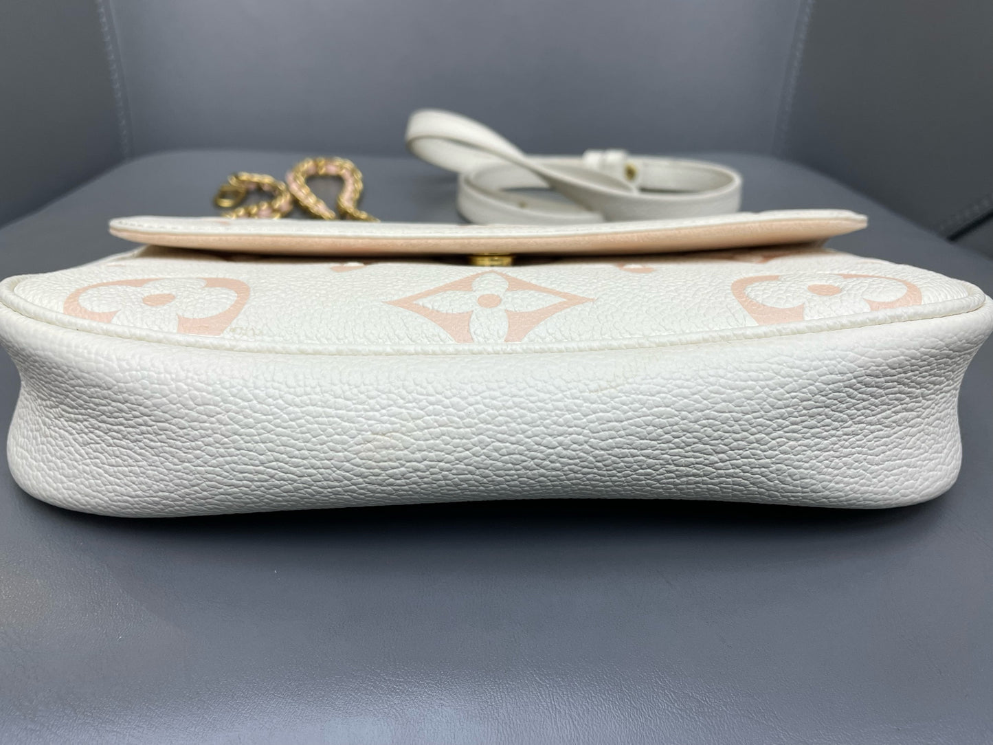 Louis Vuitton - Ivy - Embossed leather - White - (mini)
