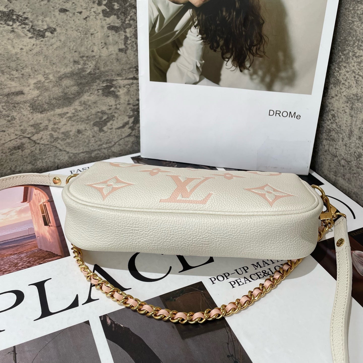 Louis Vuitton - Ivy - Embossed leather - White - (mini)