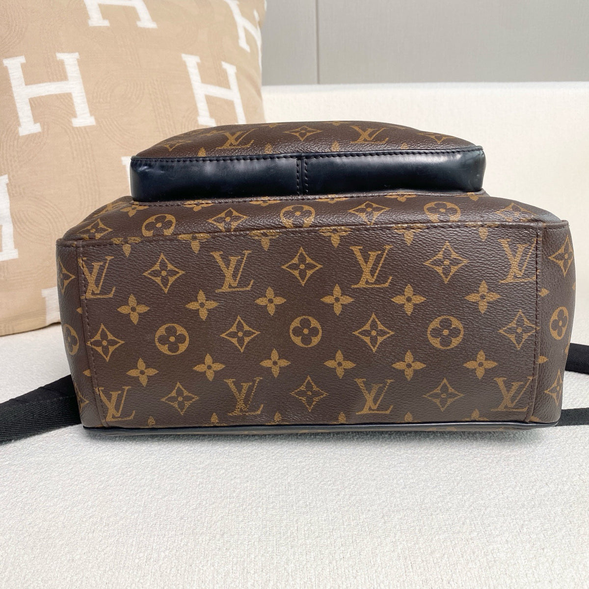 Louis Vuitton - Josh - Leather - Brown