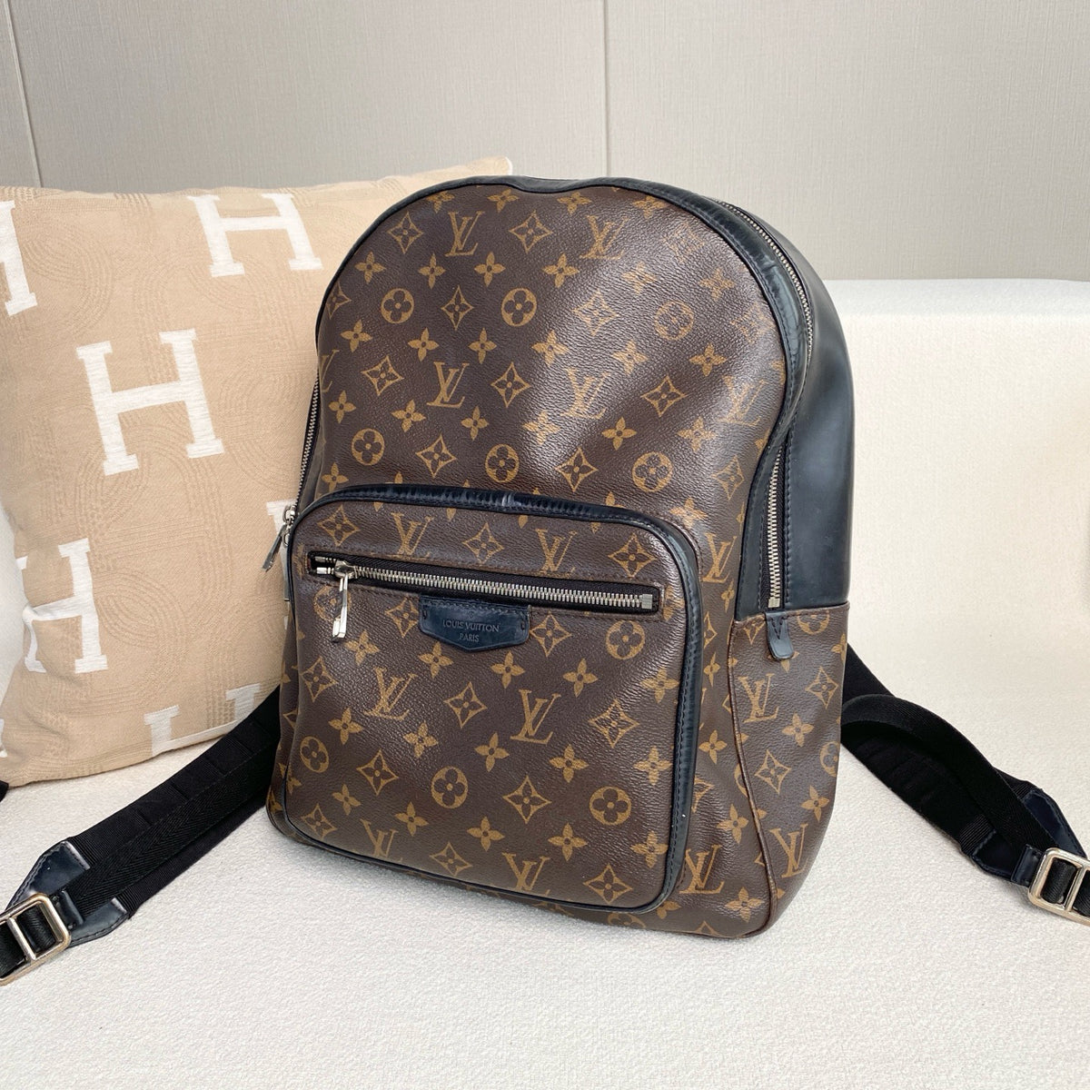 Louis Vuitton - Josh - Leather - Brown