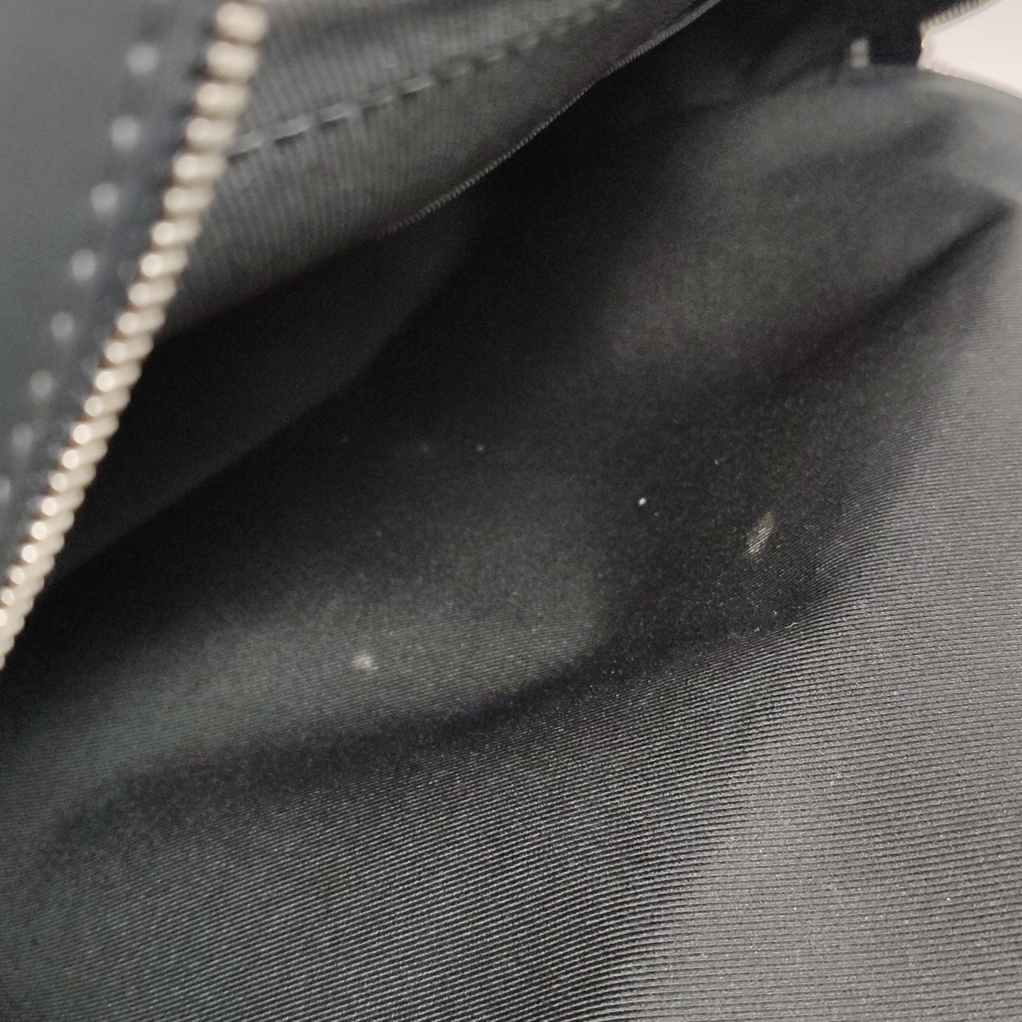 Louis Vuitton - Josh - Leather - Multicolour - (medium)