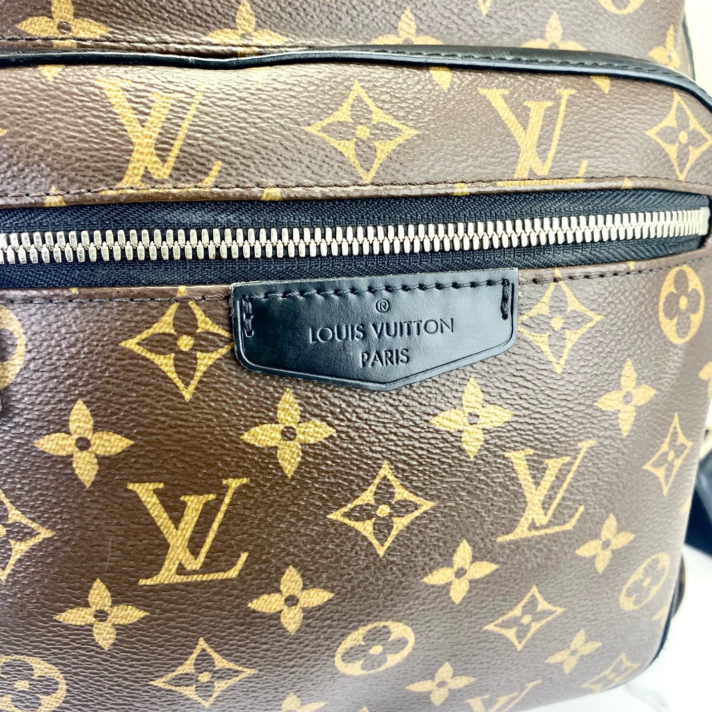 Louis Vuitton - Josh - Synthetic - Brown - (large)