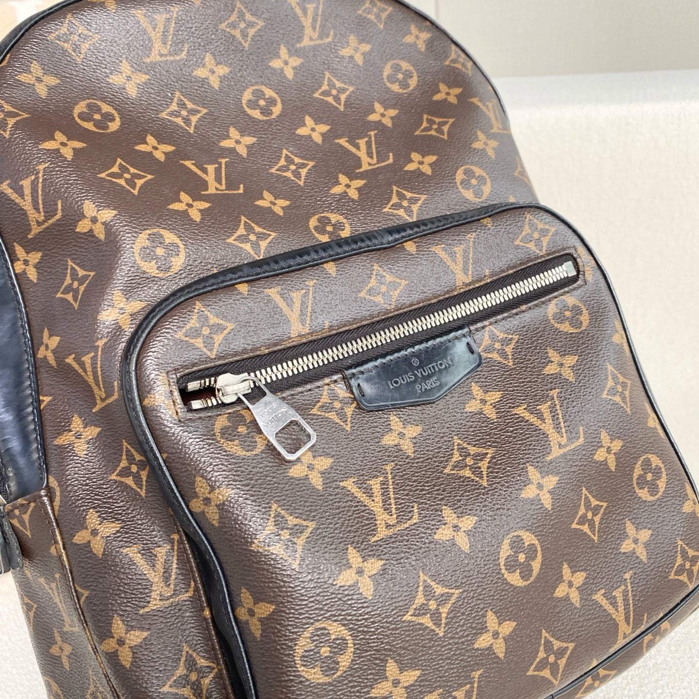 Louis Vuitton - Josh - Synthetic - Brown - (medium)