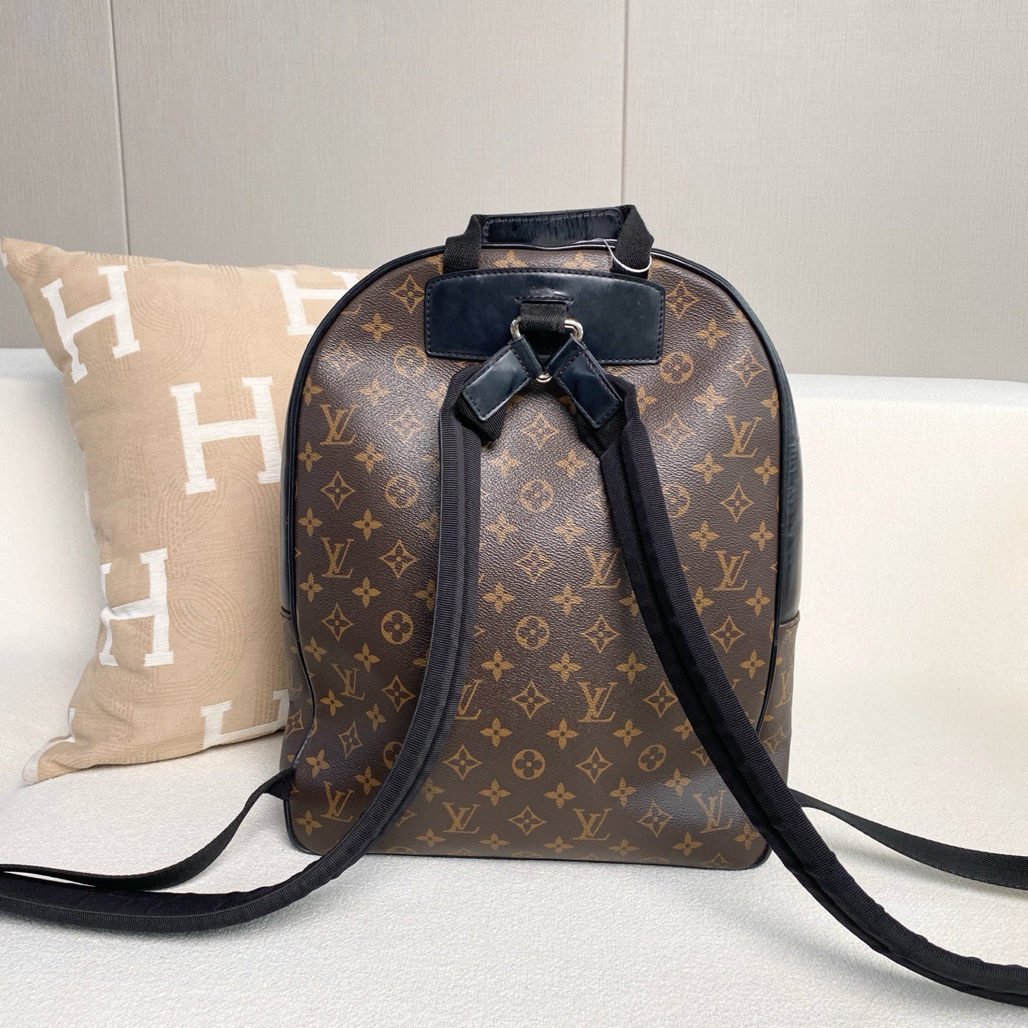 Louis Vuitton - Josh - Synthetic - Brown - (medium)