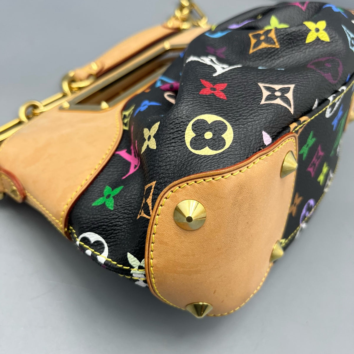 Louis Vuitton - Judy Chain Bag - Leather - Multicolour - (medium)
