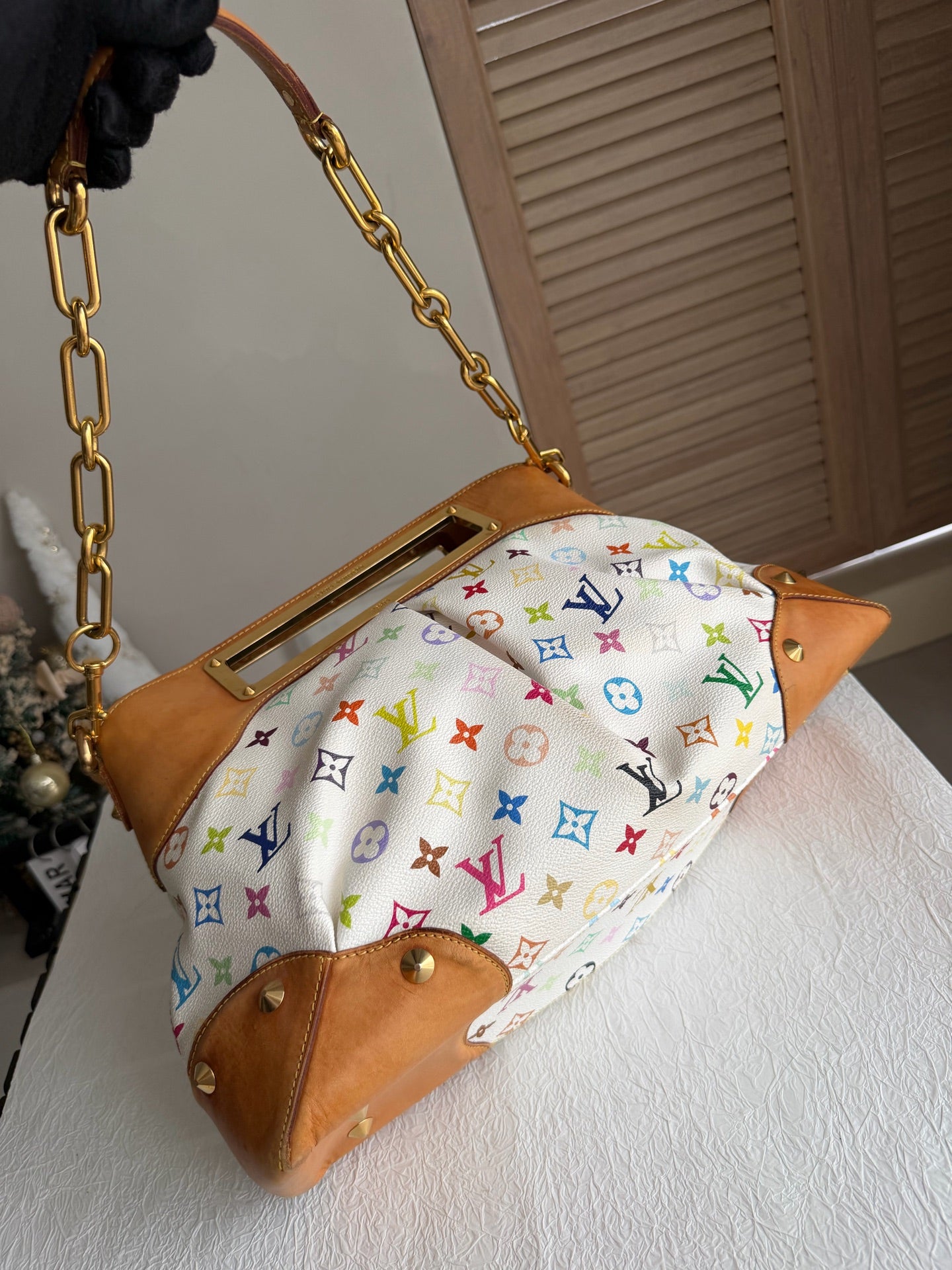 Louis Vuitton - Judy - Leather - White - (Medium)