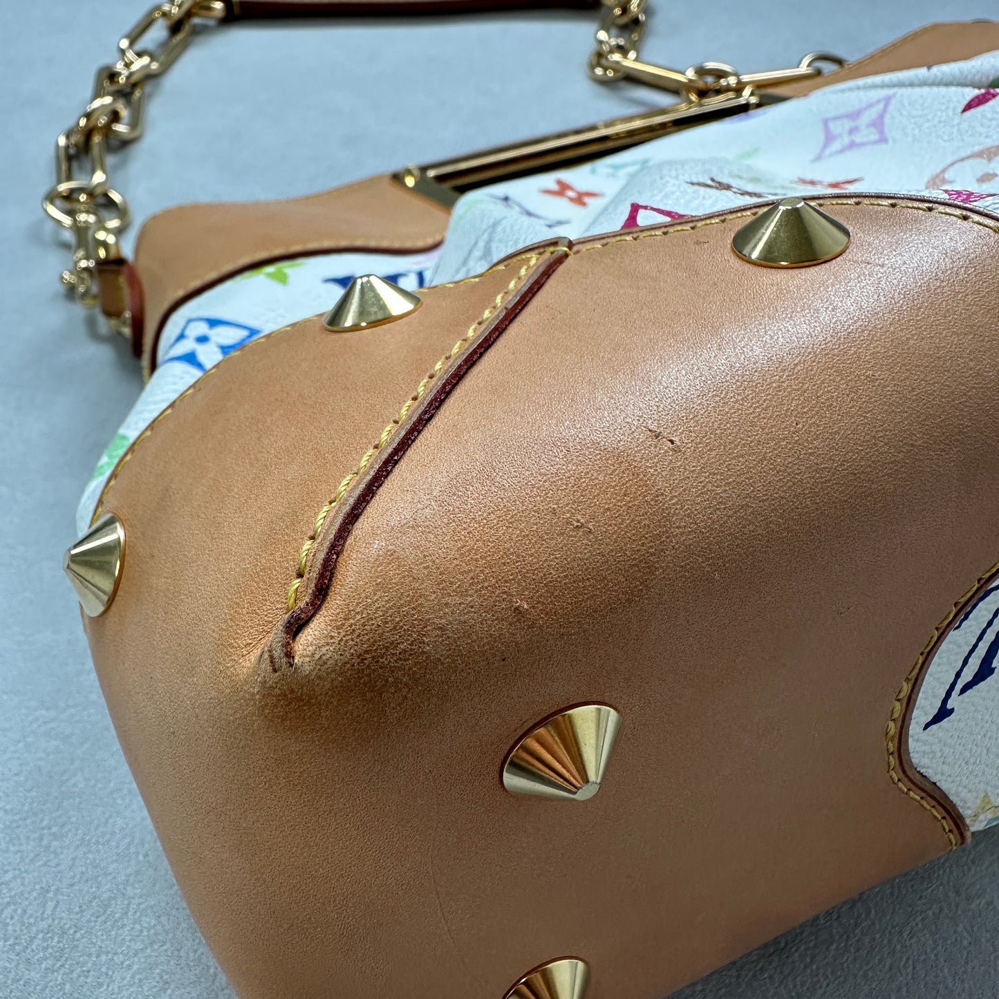 Louis Vuitton - Judy - Leather - White - (medium)