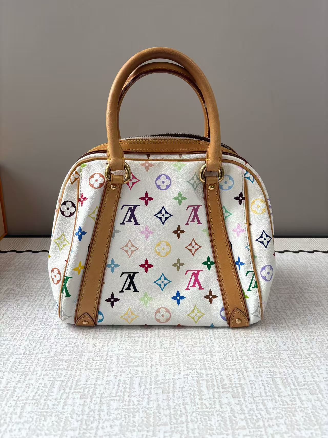Louis Vuitton - Judy PM - Monogram Multicolore coated canvas with natural Vachetta leather trim - White with Multicolour Monogram - (Small)