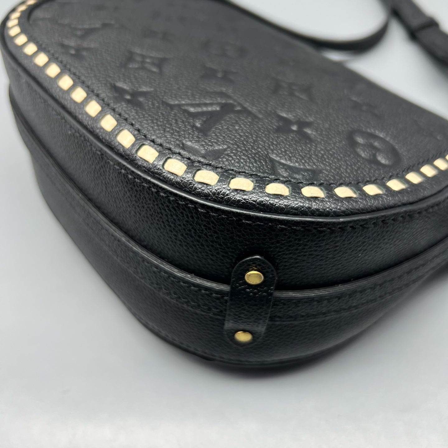 Louis Vuitton - Junot - Leather - Black - (mini)