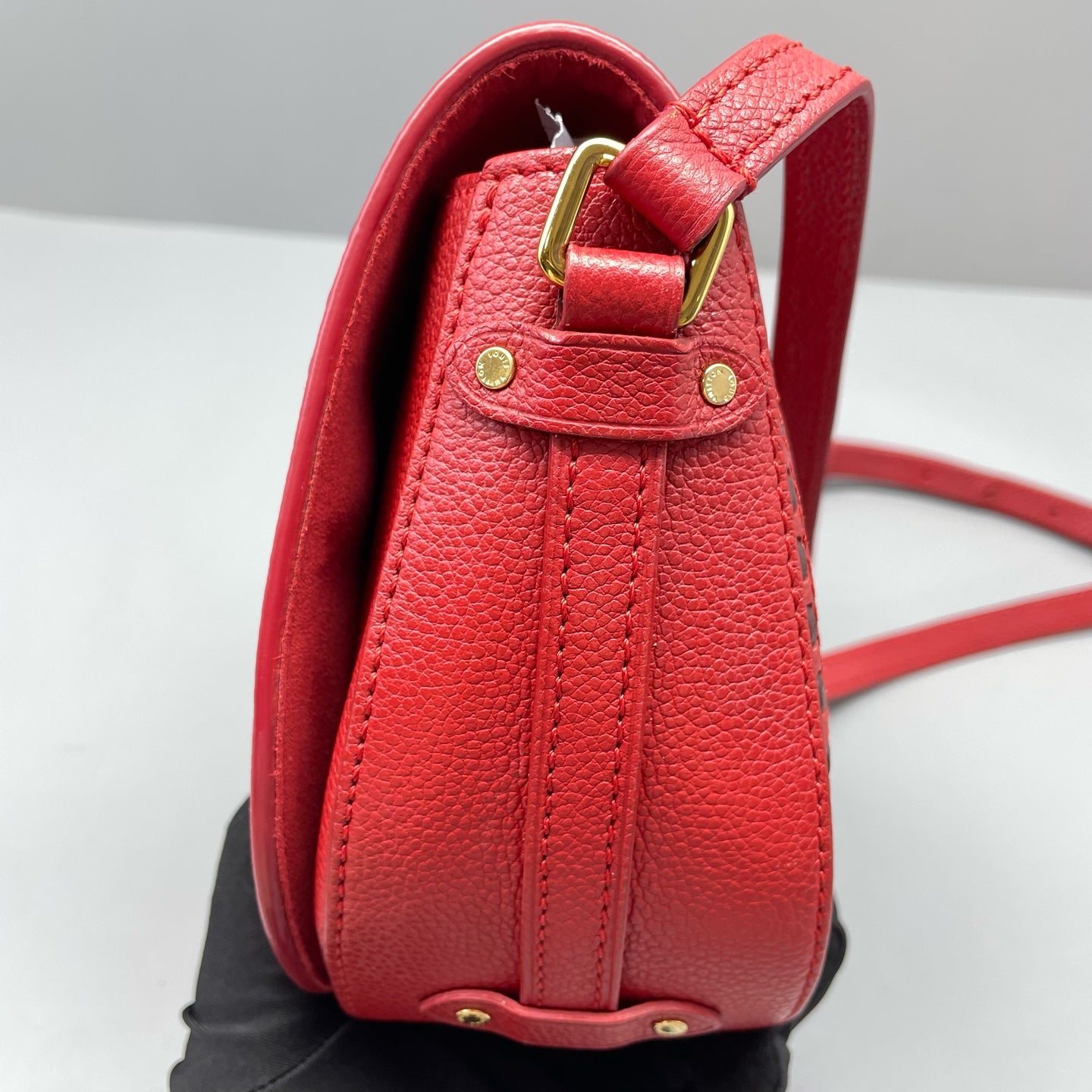 Louis Vuitton - Junot Saddle Bag - Grained leather - Red - (Small)