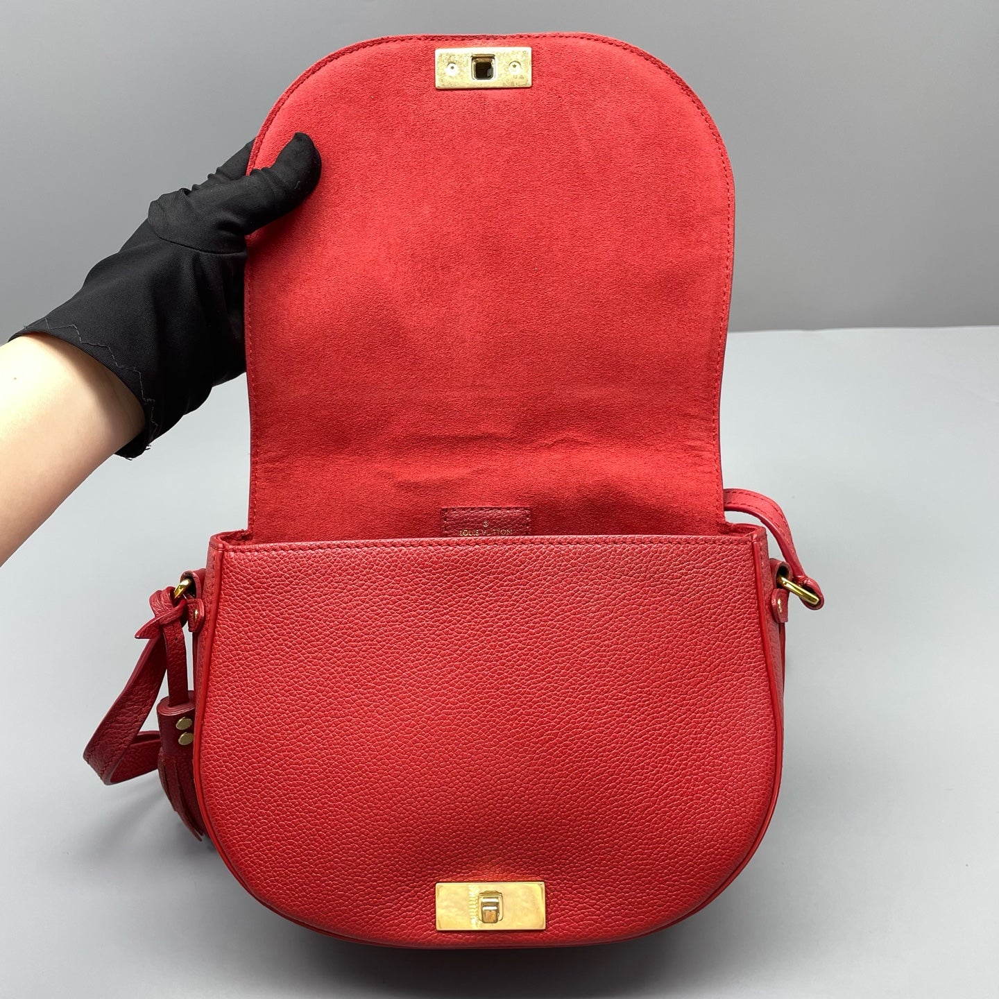 Louis Vuitton - Junot Saddle Bag - Grained leather - Red - (Small)