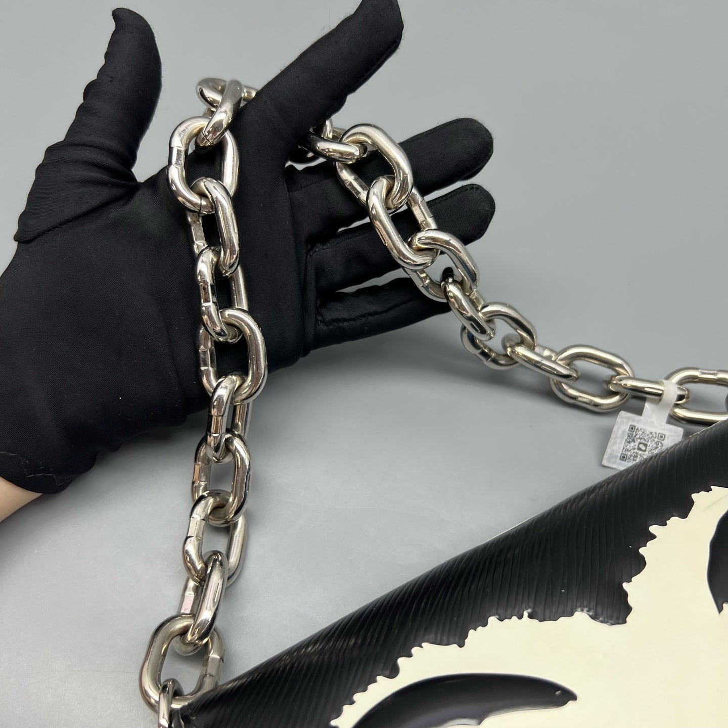 Louis Vuitton - Kansai Yamamoto Kabuki Mask Chain Bag - Leather - Multicolour - (mini)