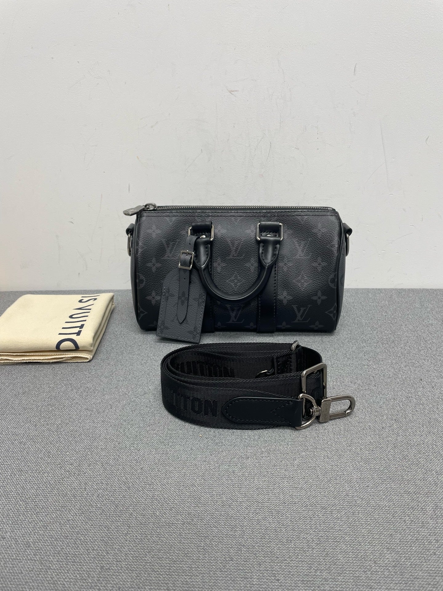 Louis Vuitton - Keepall 25 - Synthetic - Black - (mini)