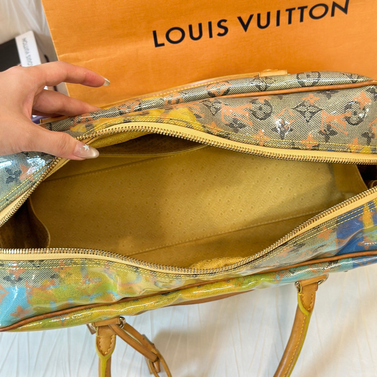 Louis Vuitton - Keepall 40 - Leather - Multicolour - (40)